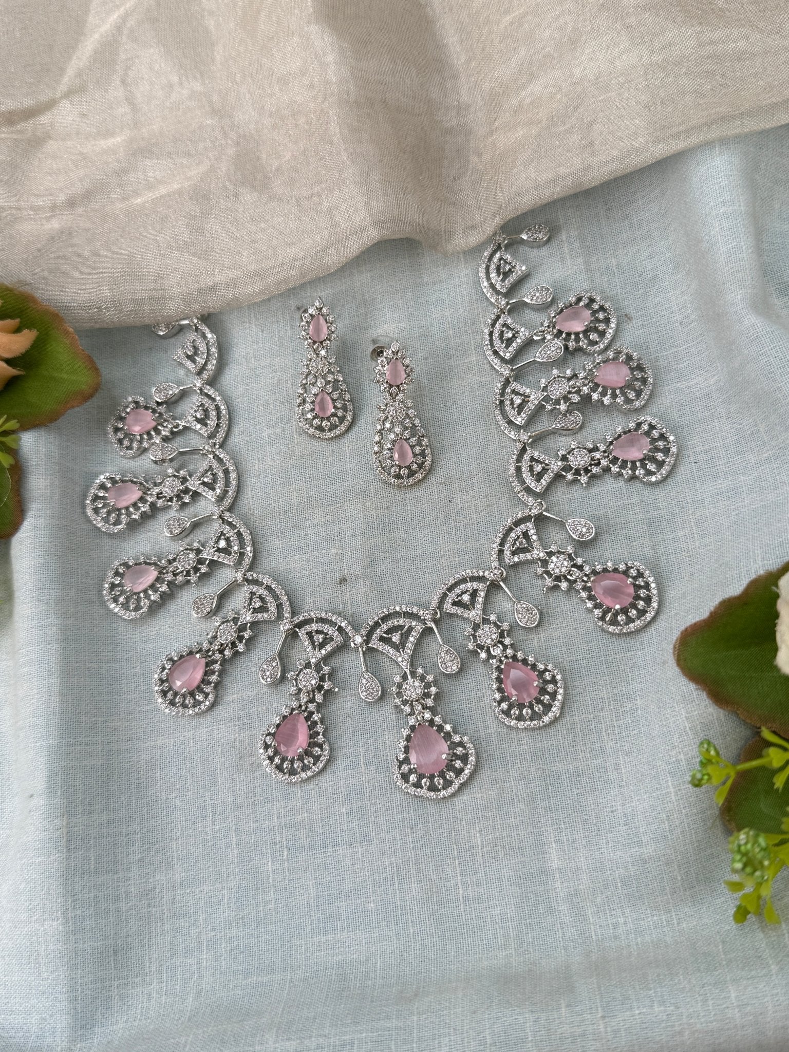 Designer Stone Short Necklace Set 824 - Mahilas