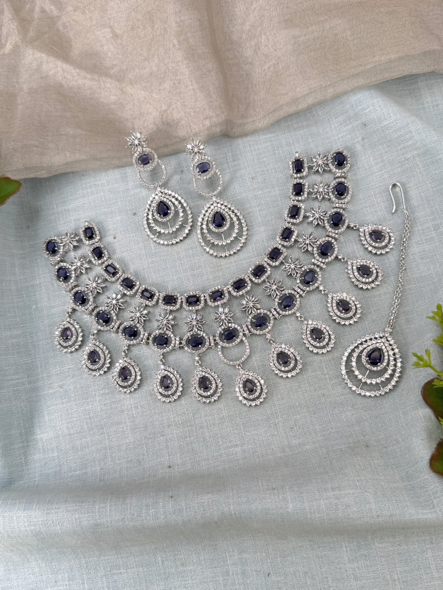 Designer Stone Short Necklace Set 830 - Mahilas