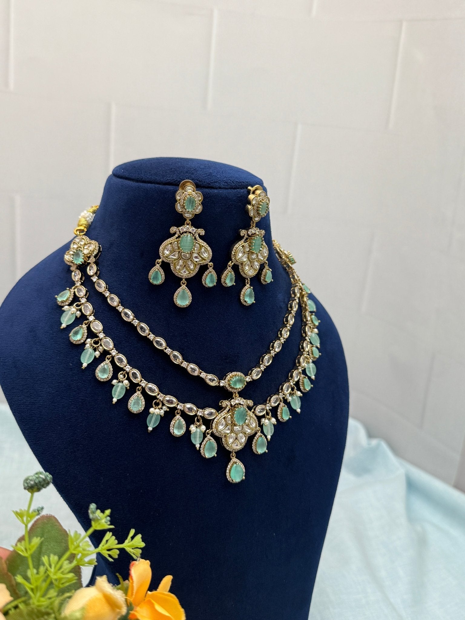 Designer Victorian Kundan Short Necklace Set 186 - Mahilas