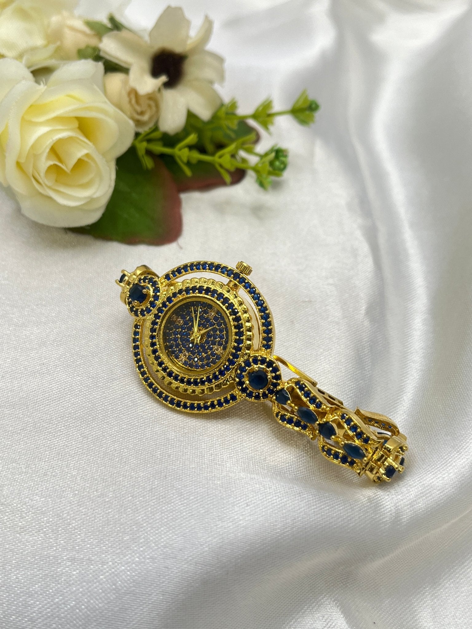 Designer Wrist Watch 042 - Mahilas