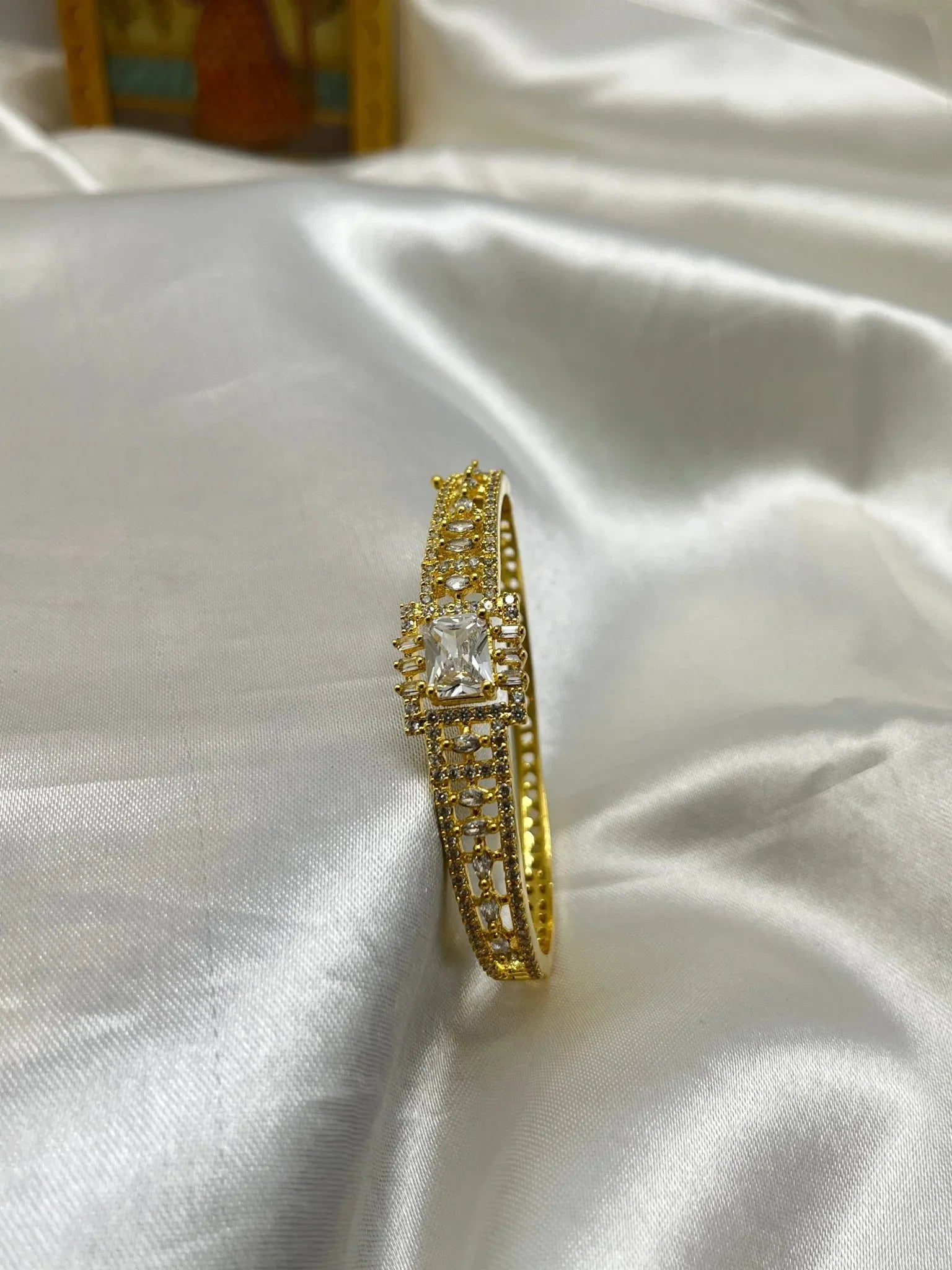 Elegant Bracelet 6769 - Mahilas