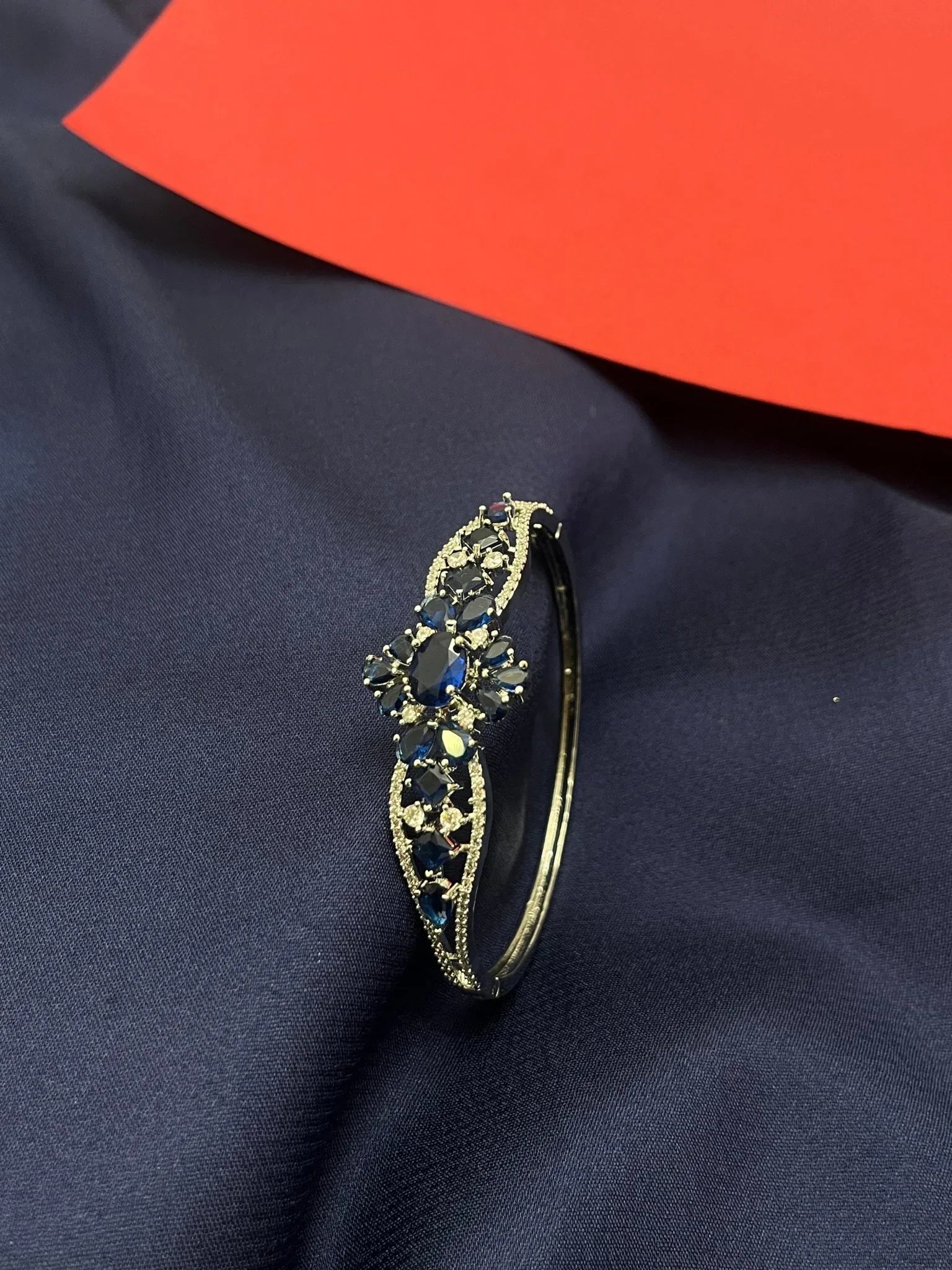 Elegant Bracelet 6774 - Mahilas