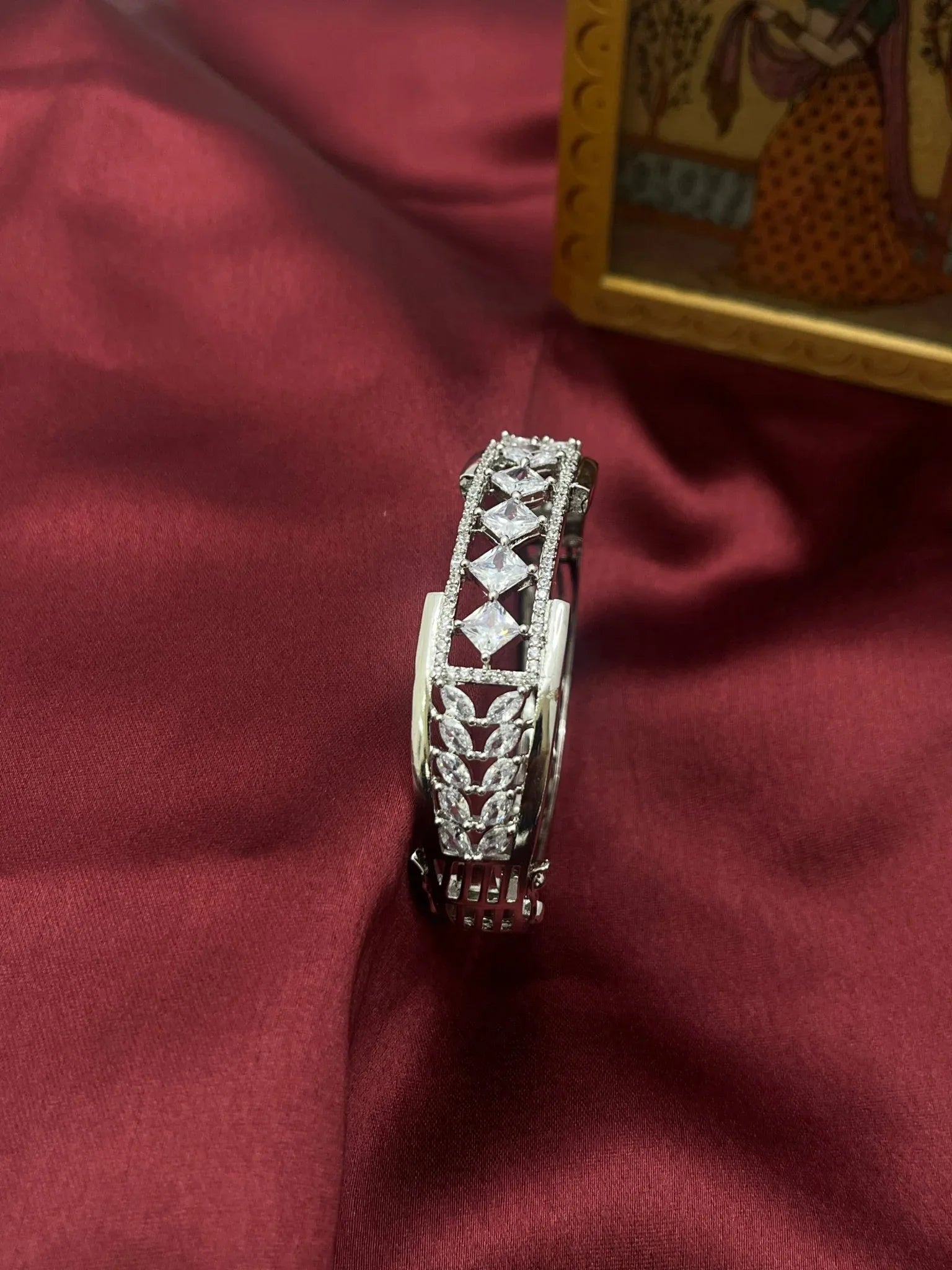 Elegant Bracelet 6780 - Mahilas