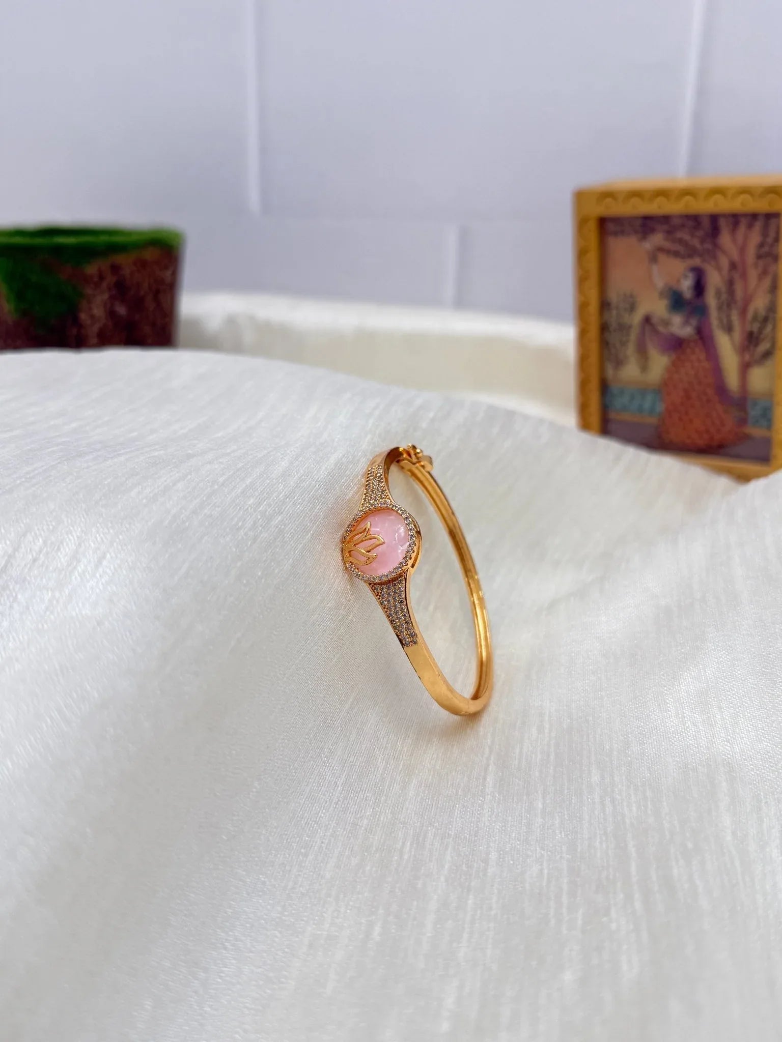 Elegant Bracelet 6825 - Mahilas