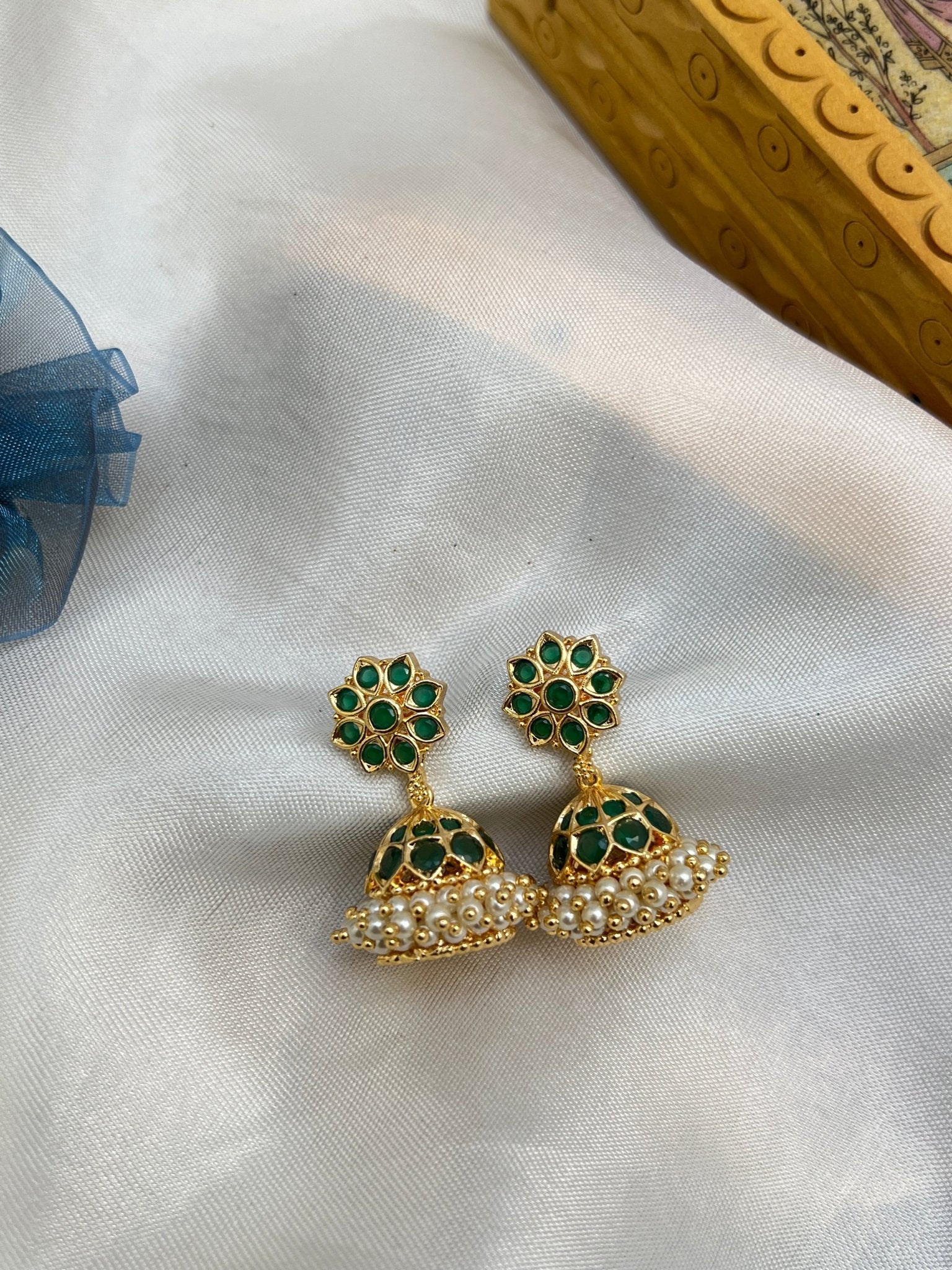 Gold Jhumka Earrings 0060 - Mahilas