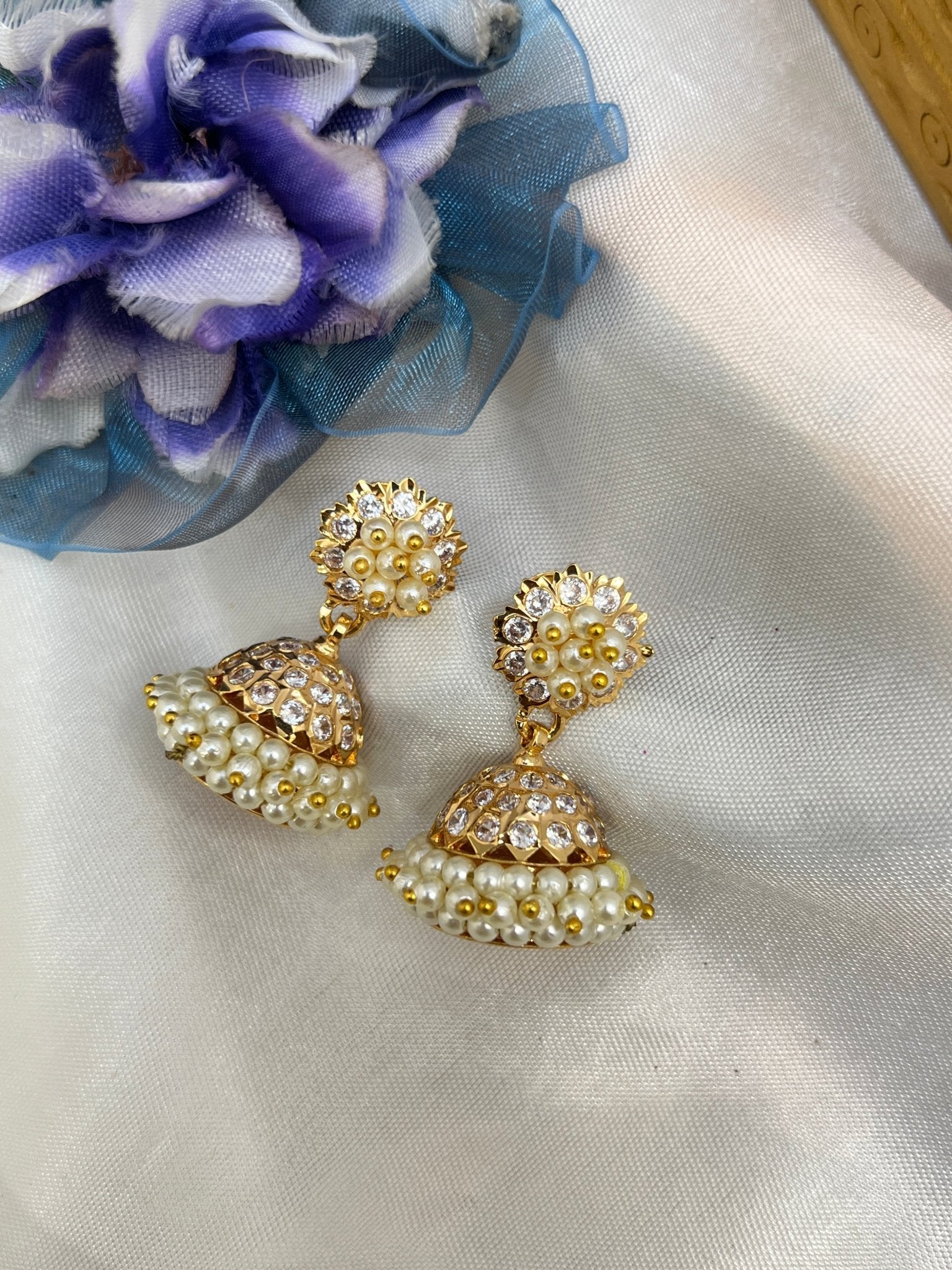 Gold Jhumka Earrings 0064 - Mahilas