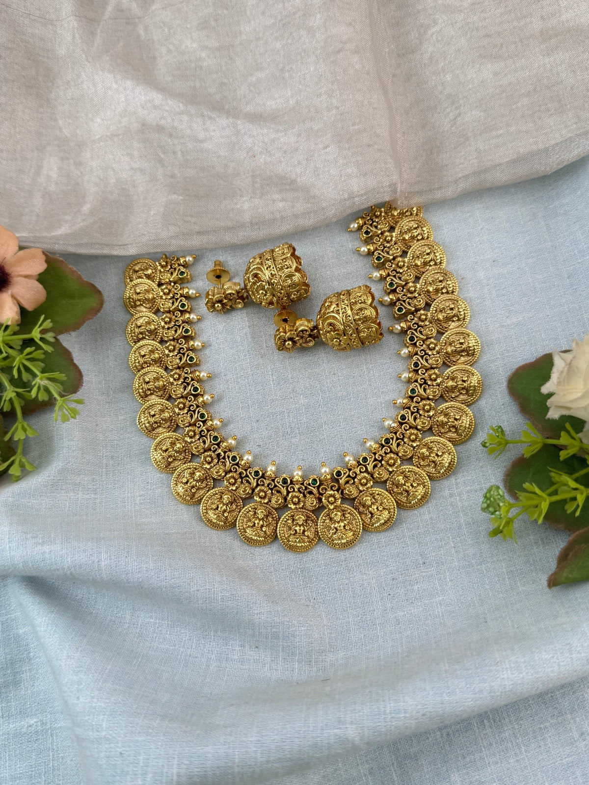 Gold Kaasu Lakshmi Necklace Set | 294 - Mahilas