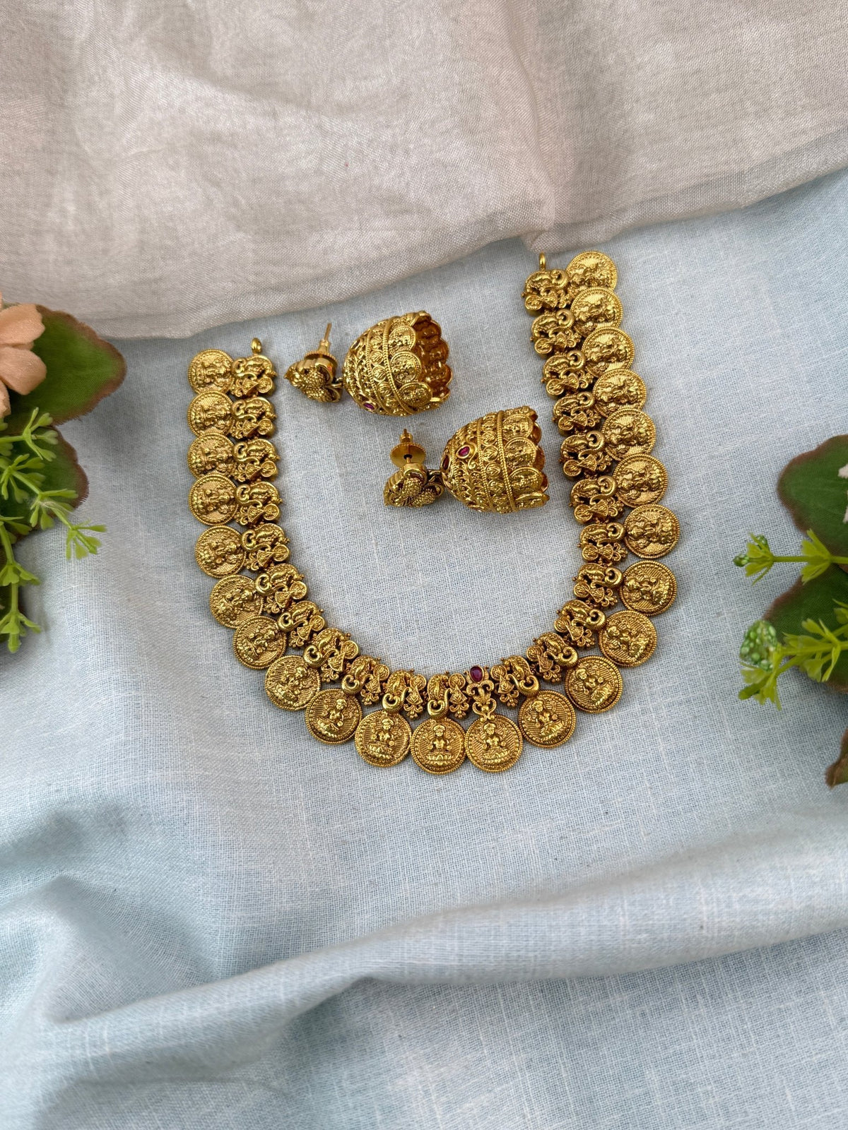 Gold Kaasu Lakshmi Necklace Set | 296 - Mahilas