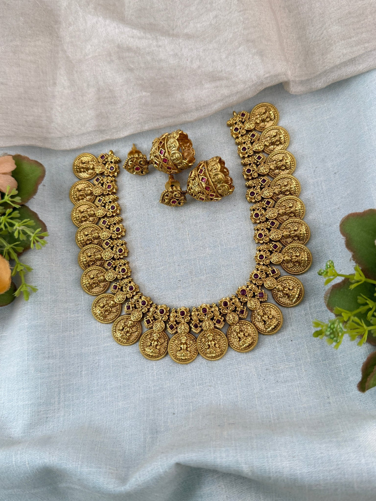 Gold Kaasu Lakshmi Necklace Short Set | 305 - Mahilas