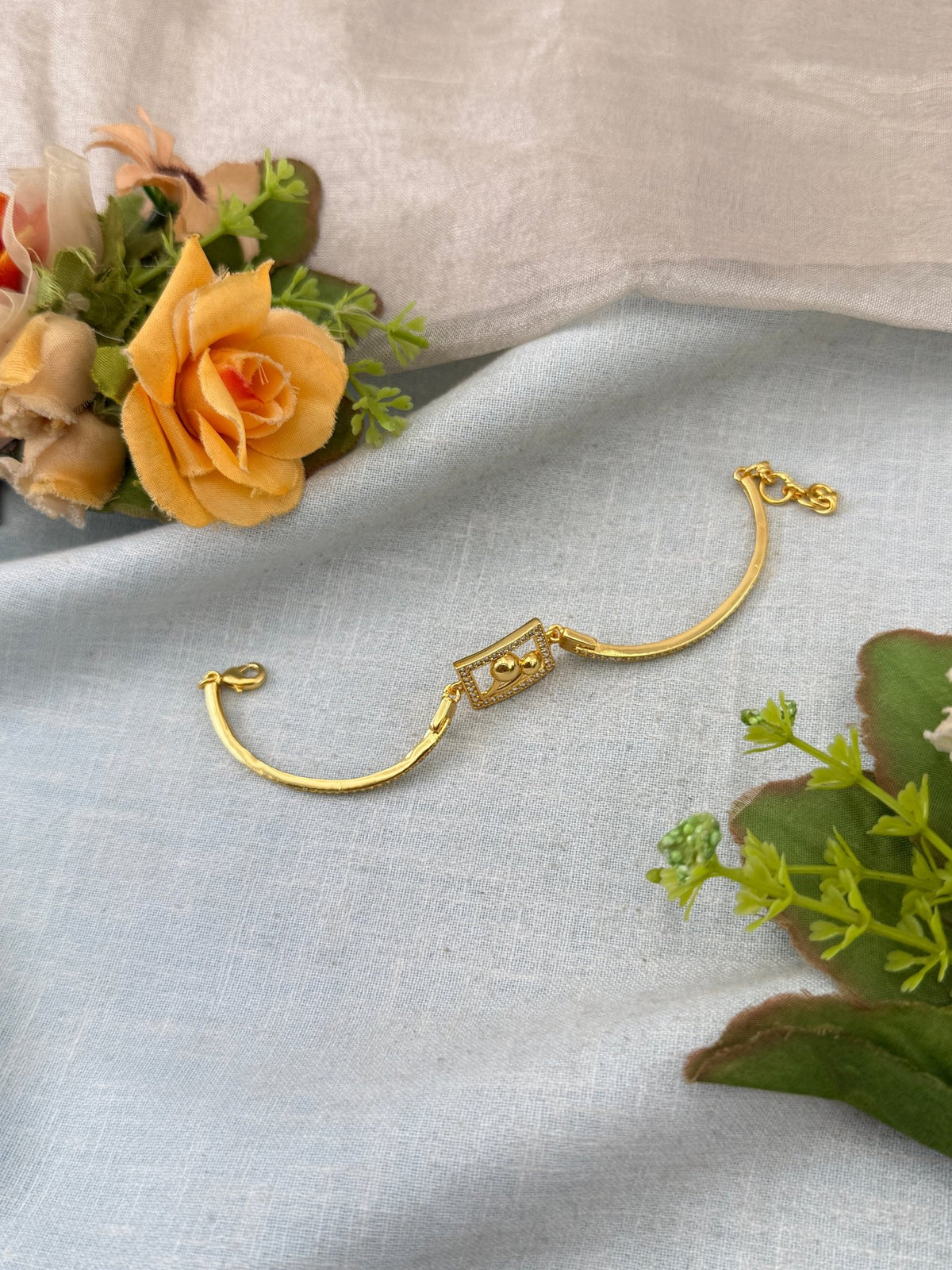 Gold Like Braclet | L0024 - Mahilas