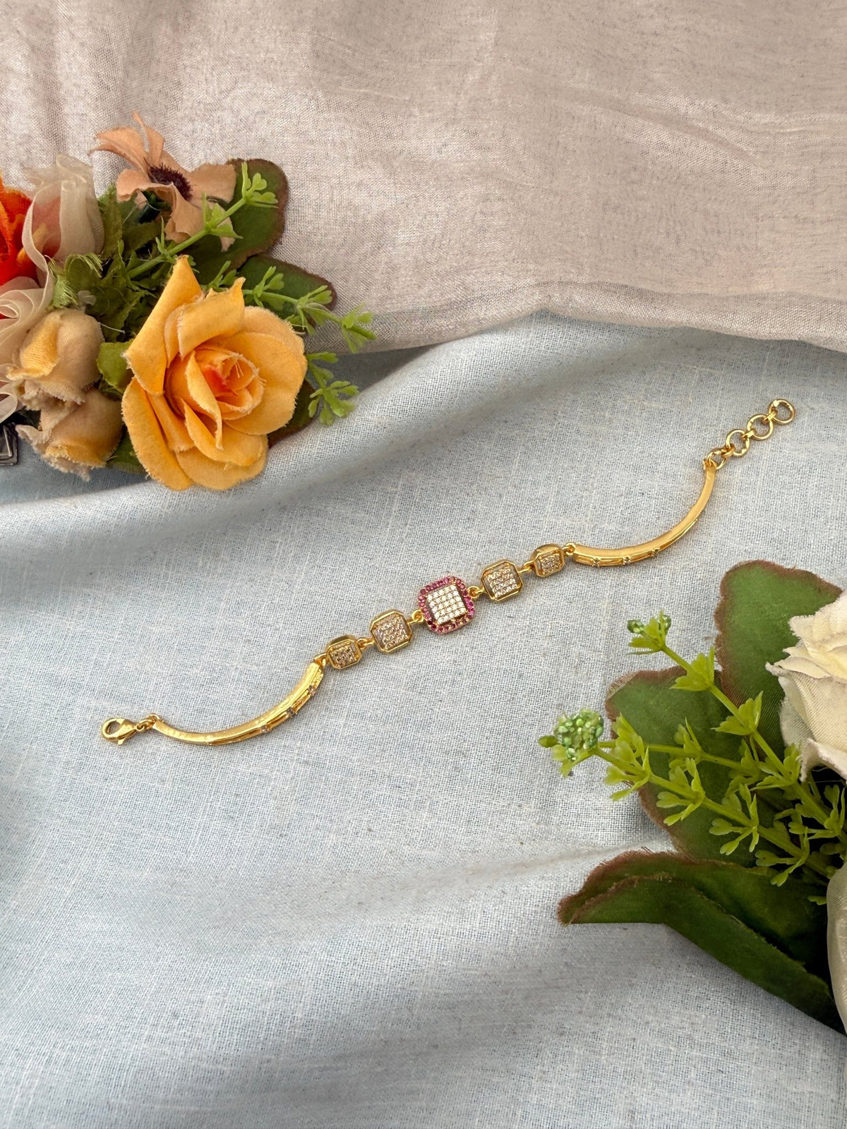 Gold Like Braclet | L0033 - Mahilas