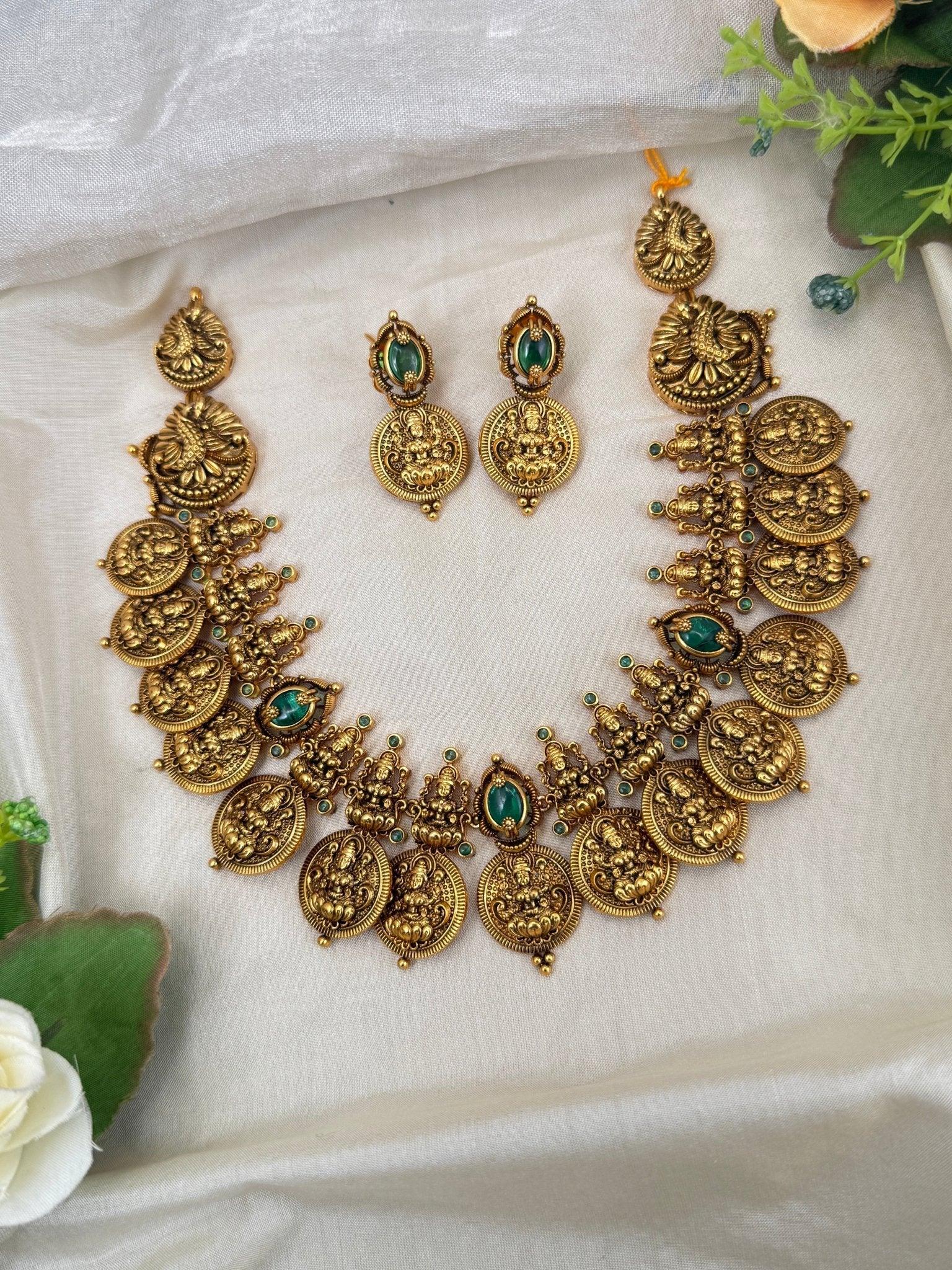 Grand Antique Kaasu Statement Short Necklace Set 0238 - Mahilas