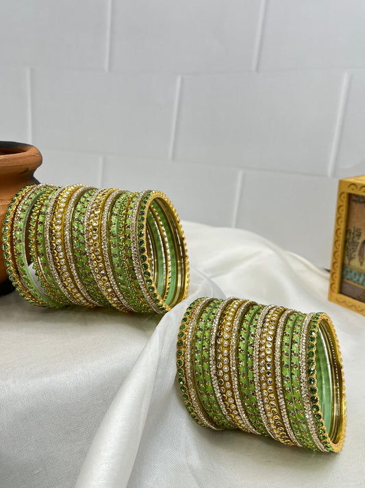 Green Glass & Stone Bangle Set 5001 - Mahilas