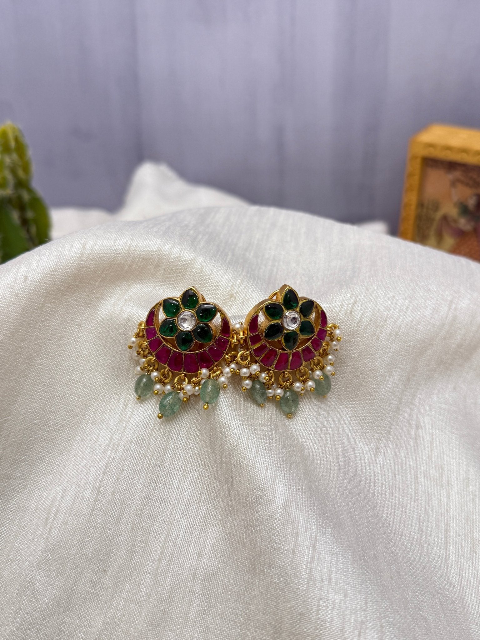 Jadau Earrings 1118 - Mahilas