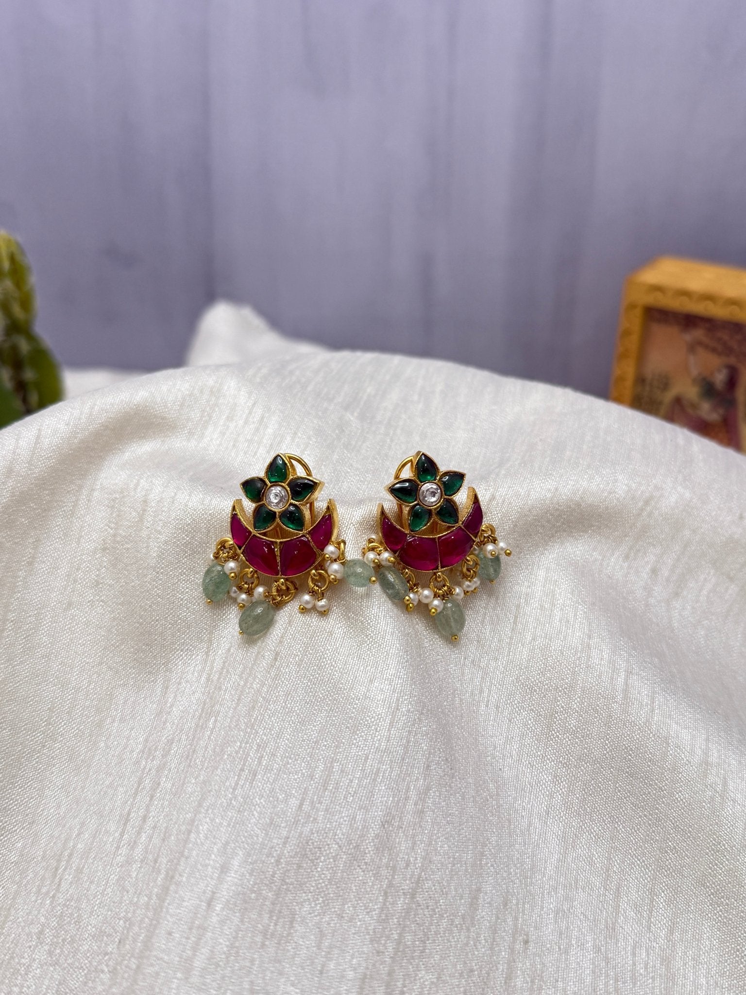 Jadau Earrings 1121 - Mahilas