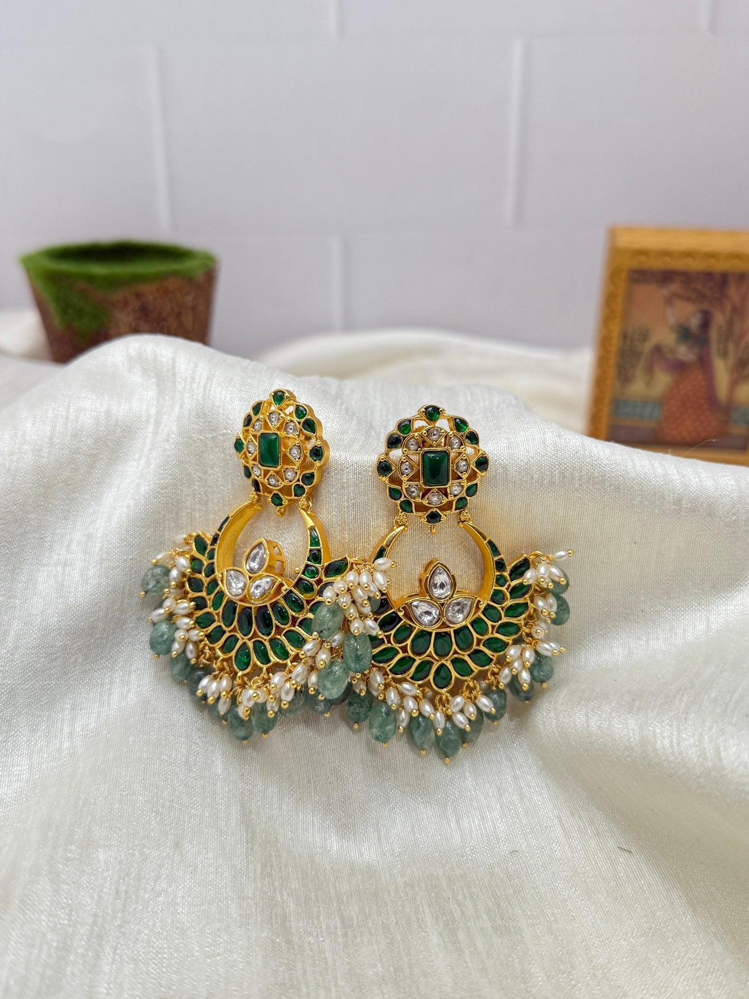 Jadau Kundan Earrings 1141 - Mahilas