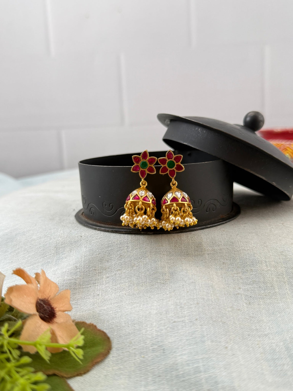 Jadau Kundan Hanging Earring | E0070 - Mahilas