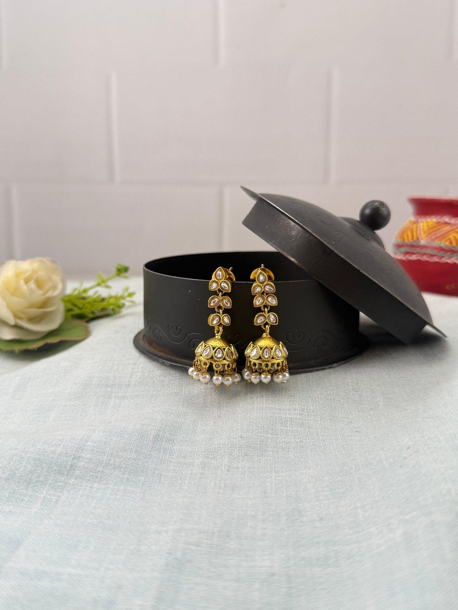 Jadau Kundan Jhumka Earrings | E0228 - Mahilas
