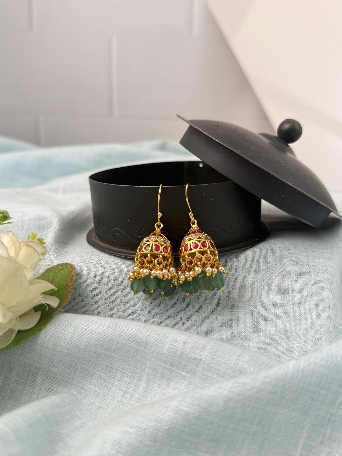 Jadau Kundan Jumka Earrings | E0475 - Mahilas
