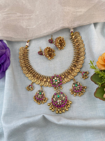 Jadau Kundan Necklace Kaasu Pendant Royal Short Set | N0025 - Mahilas