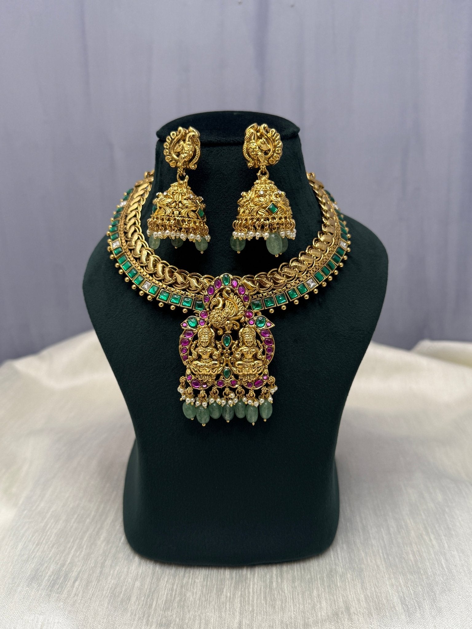 Jadau Kundan Necklace Set 300 - Mahilas