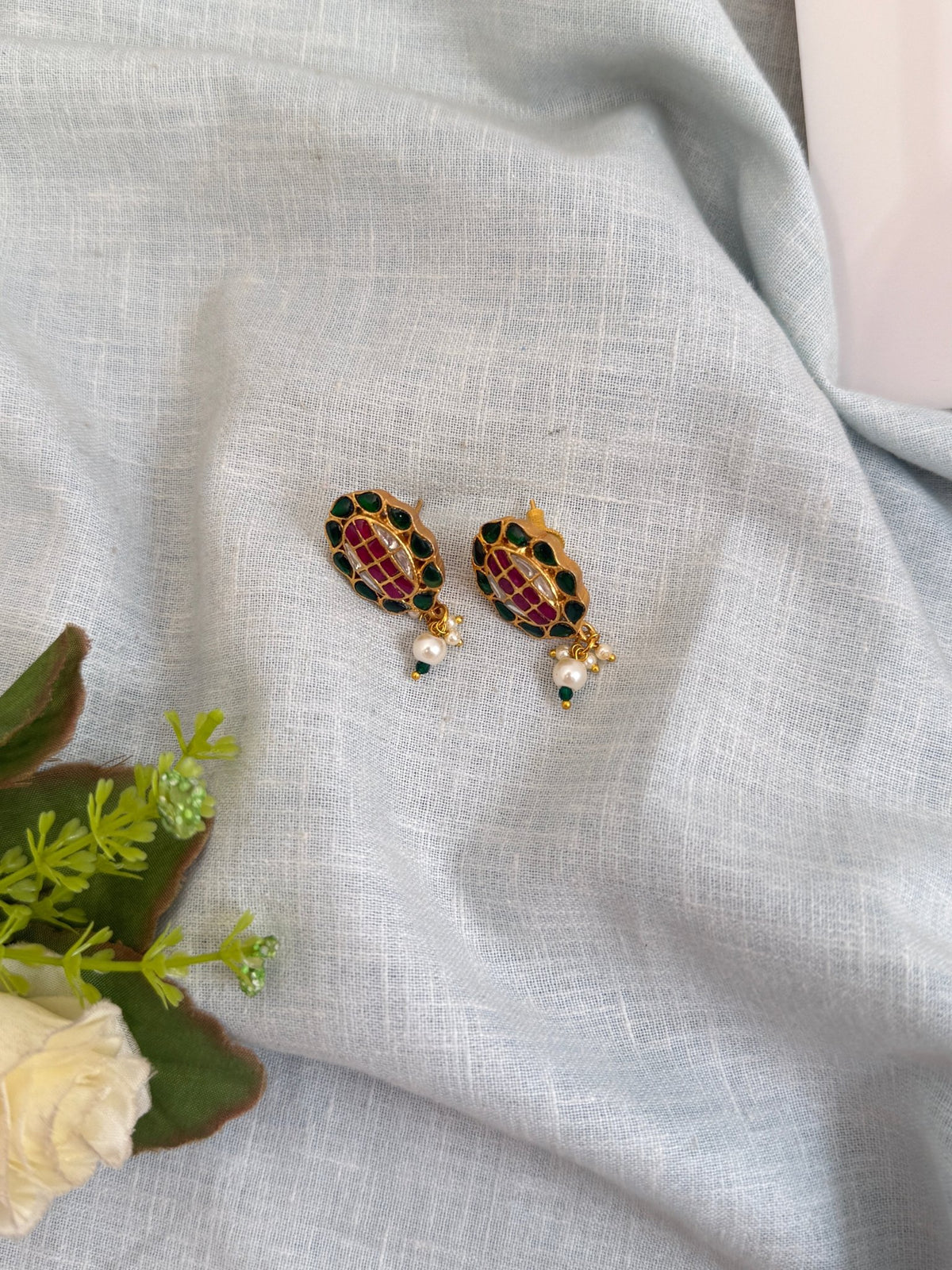 Jadau Kundan Peacock Stud Earring | E0276 - Mahilas