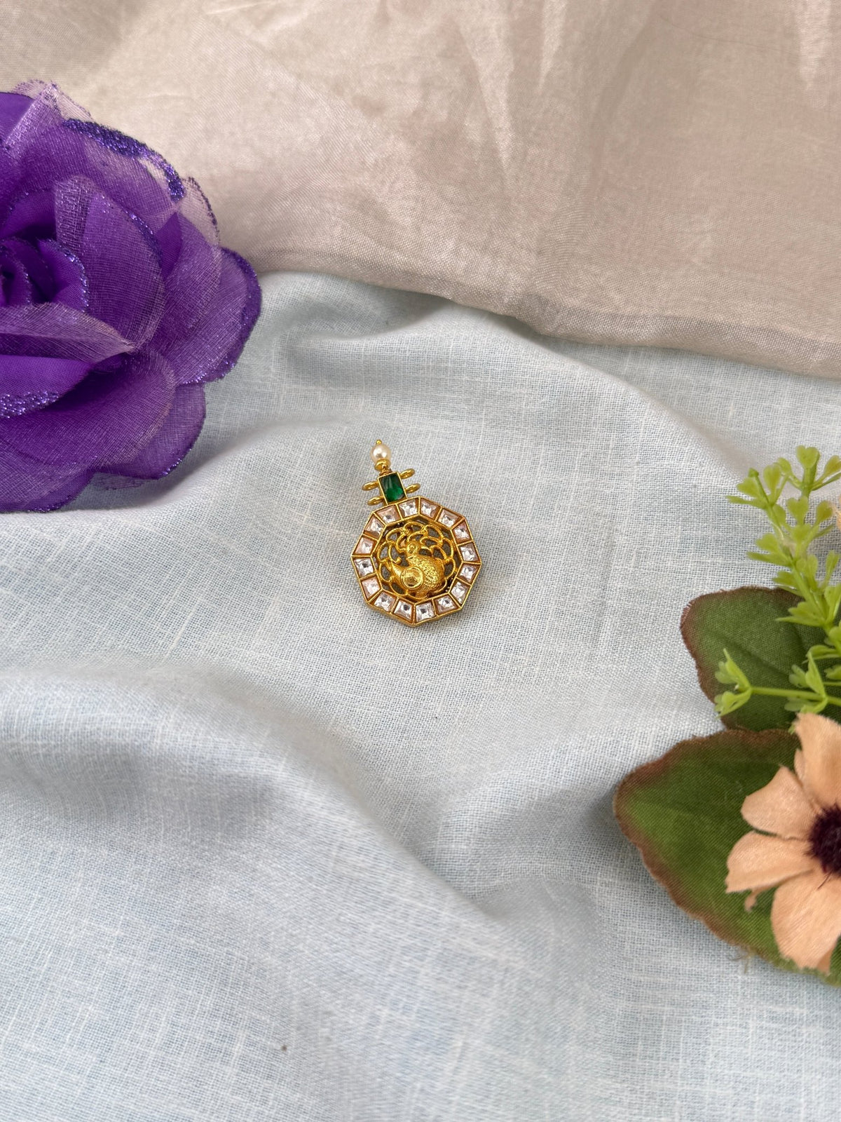 Jadau Kundan Pendant P0029 - Mahilas