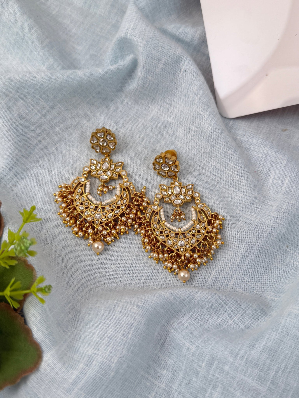 Jadau Kundan Royal Earrings | E0482 - Mahilas