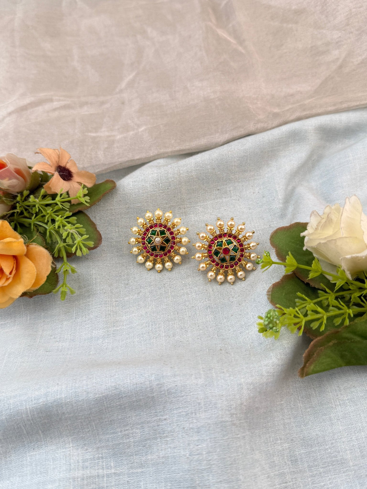 Jadau Kundan Stud Earring | E0064 - Mahilas
