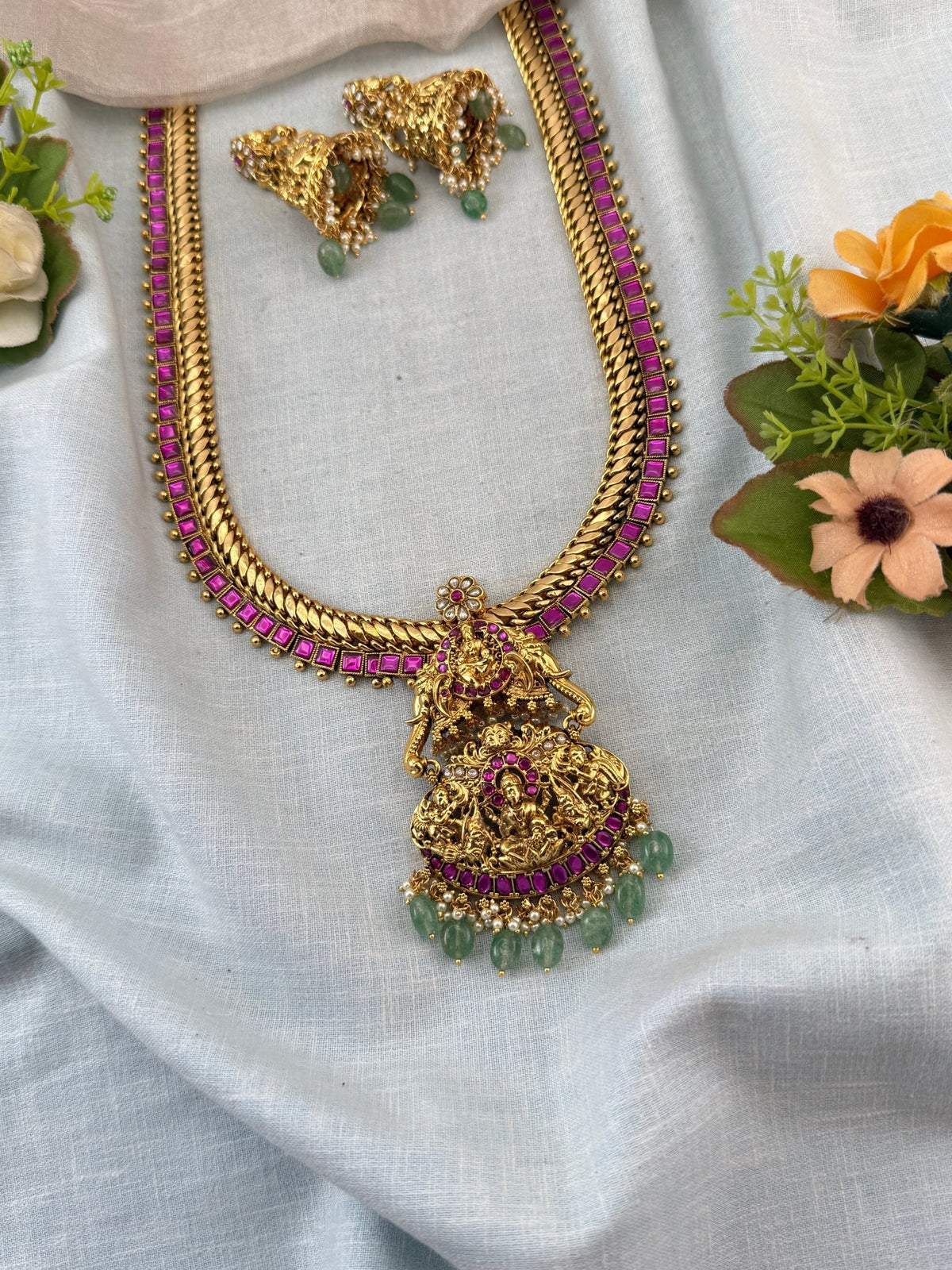 Jadau Lakshmi Neklace Pendant Long Set | N0006 - Mahilas
