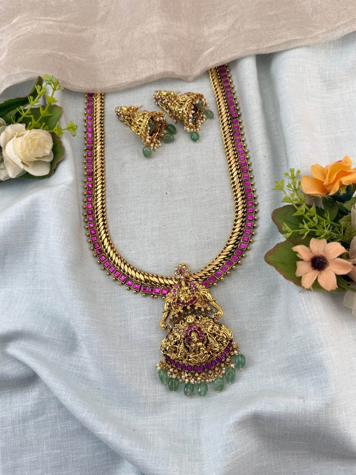 Jadau Lakshmi Neklace Pendant Long Set | N0006 - Mahilas