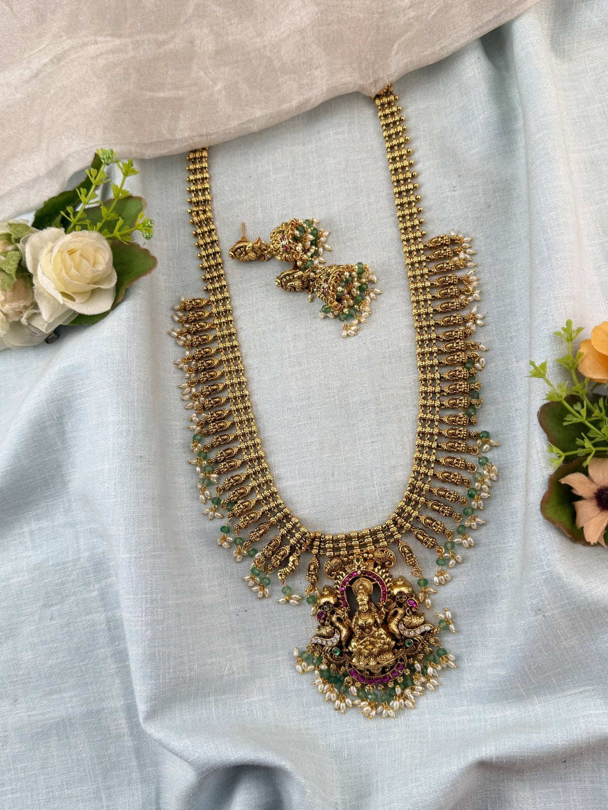 Jadau Lakshmi Pendant Necklace Long Set | N0032 - Mahilas