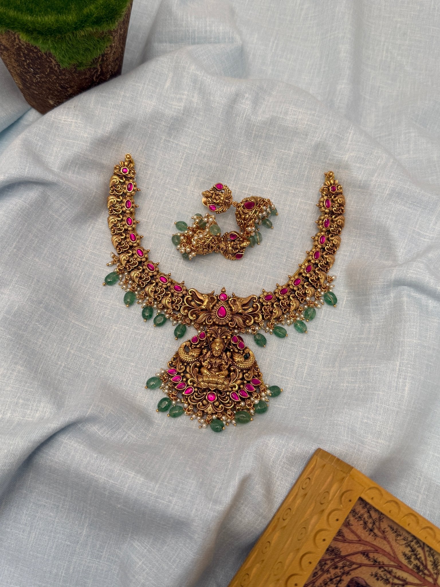 Jadau Necklace Set 155 - Mahilas