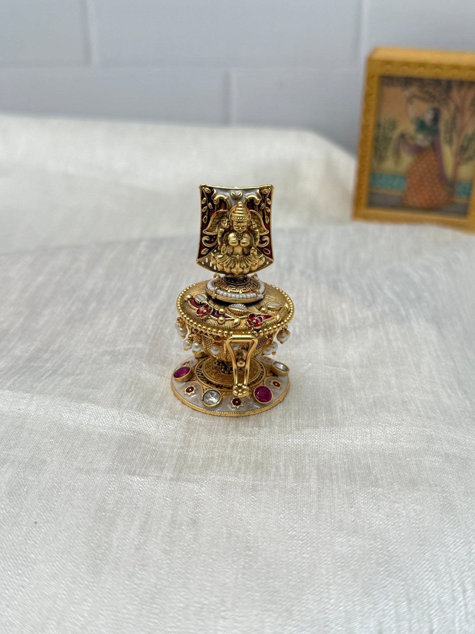 Kumkum Bharani Box - 002 - Mahilas