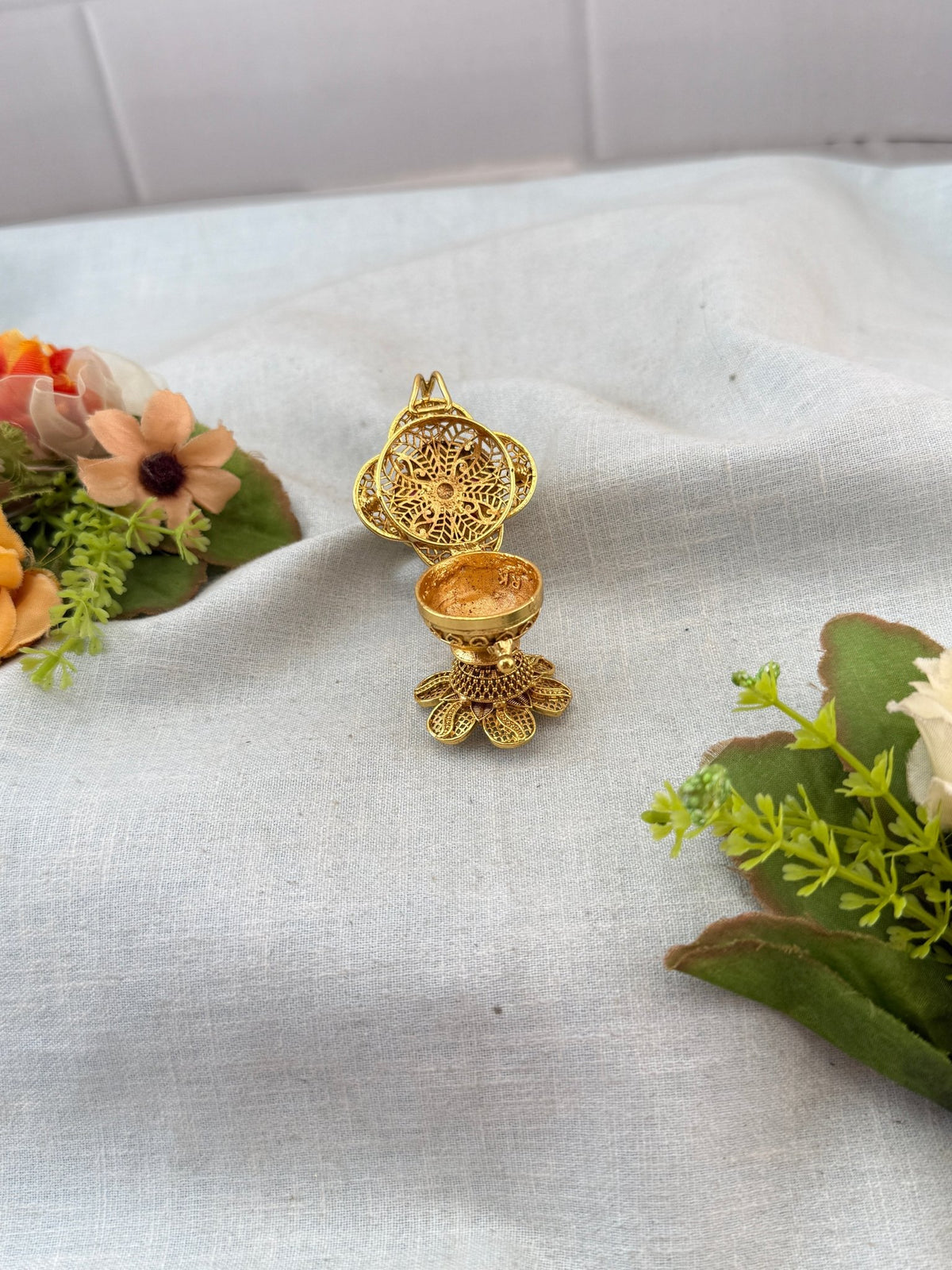 Kumkum Bharani Box | K0008 - Mahilas