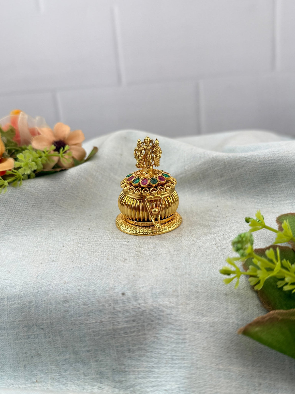 Kumkum Bharani Box | K0020 - Mahilas