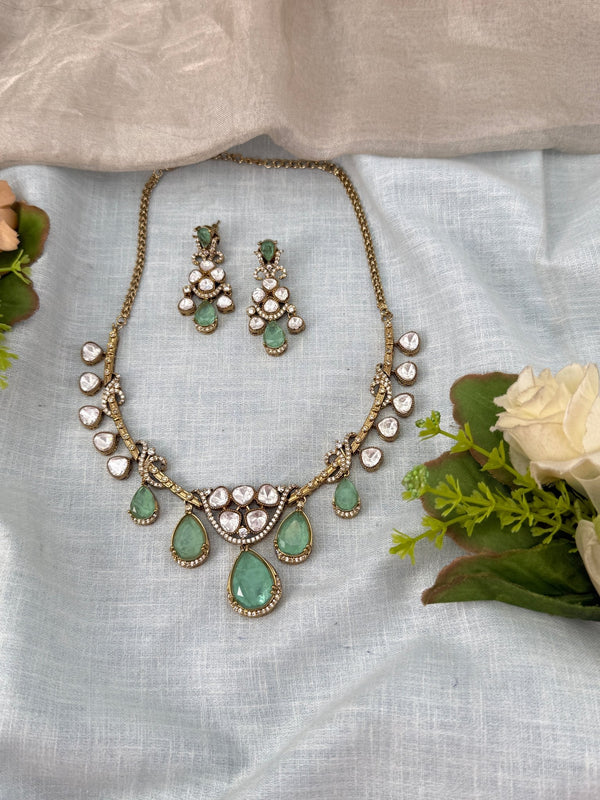 Kundan Drop Necklace Elegant Pendant Short Set | N0516