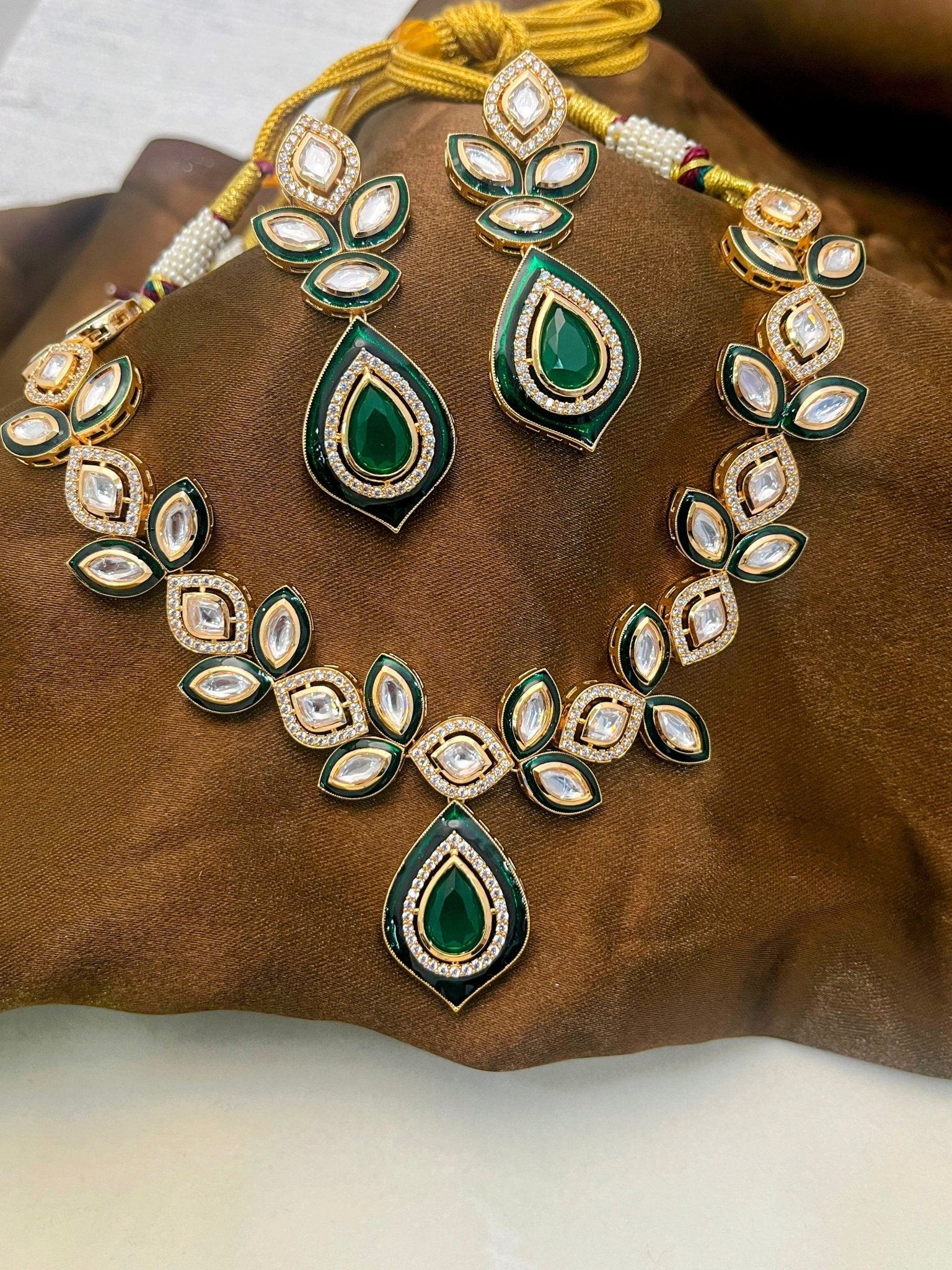 Kundan Necklace 1004 - Mahilas