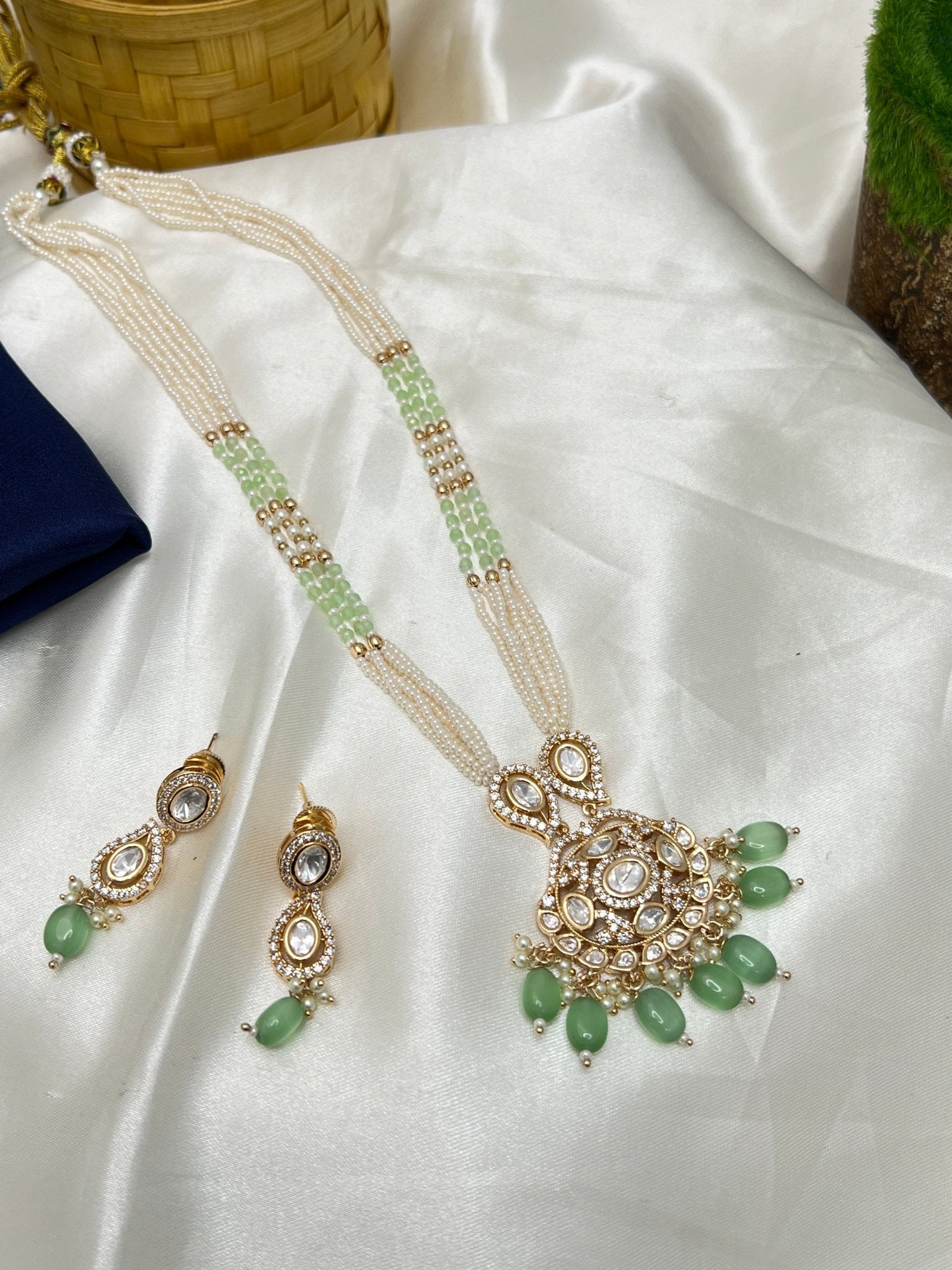 Kundan Necklace 1032 - Mahilas