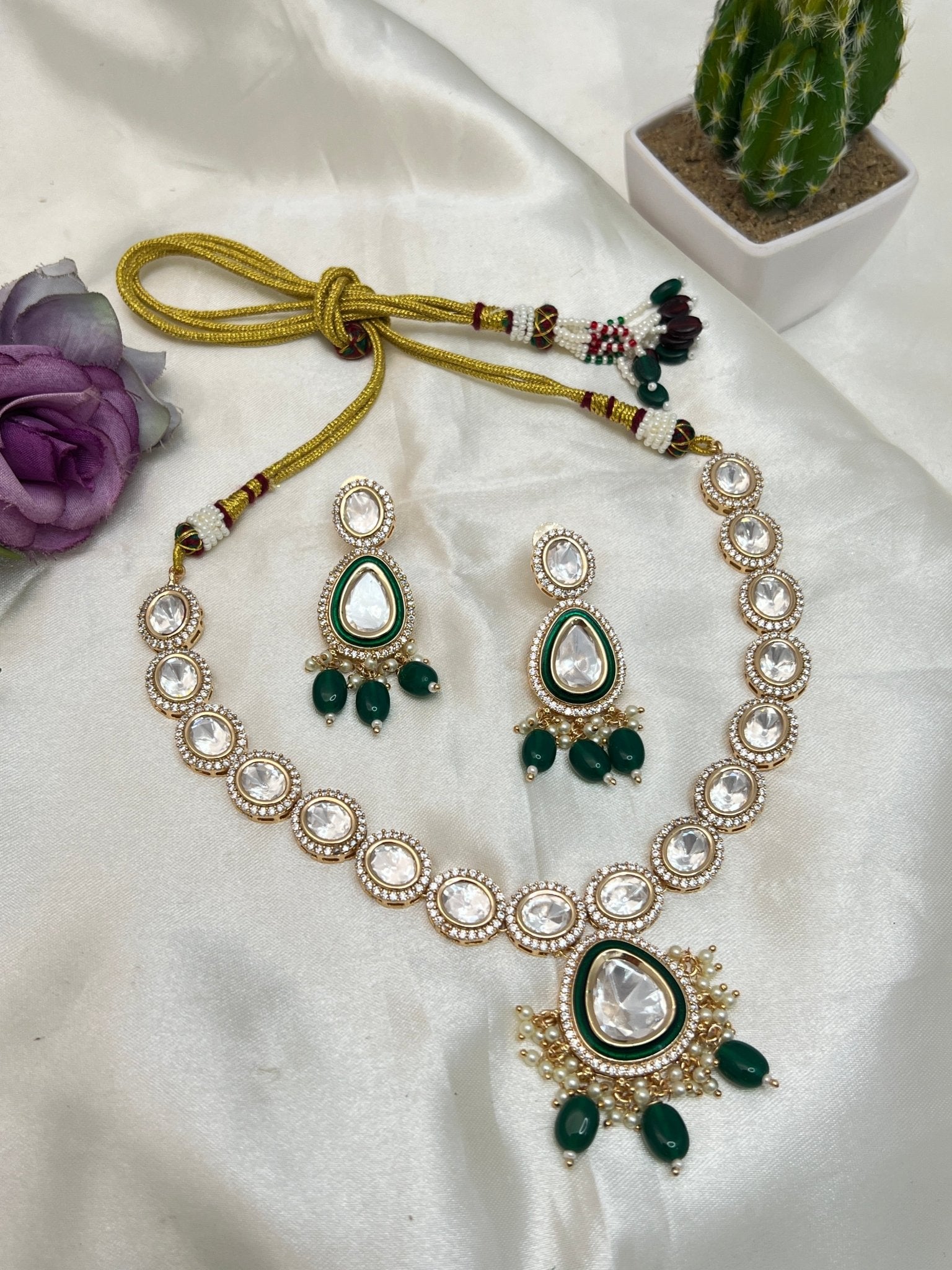 Kundan Necklace 1052 - Mahilas