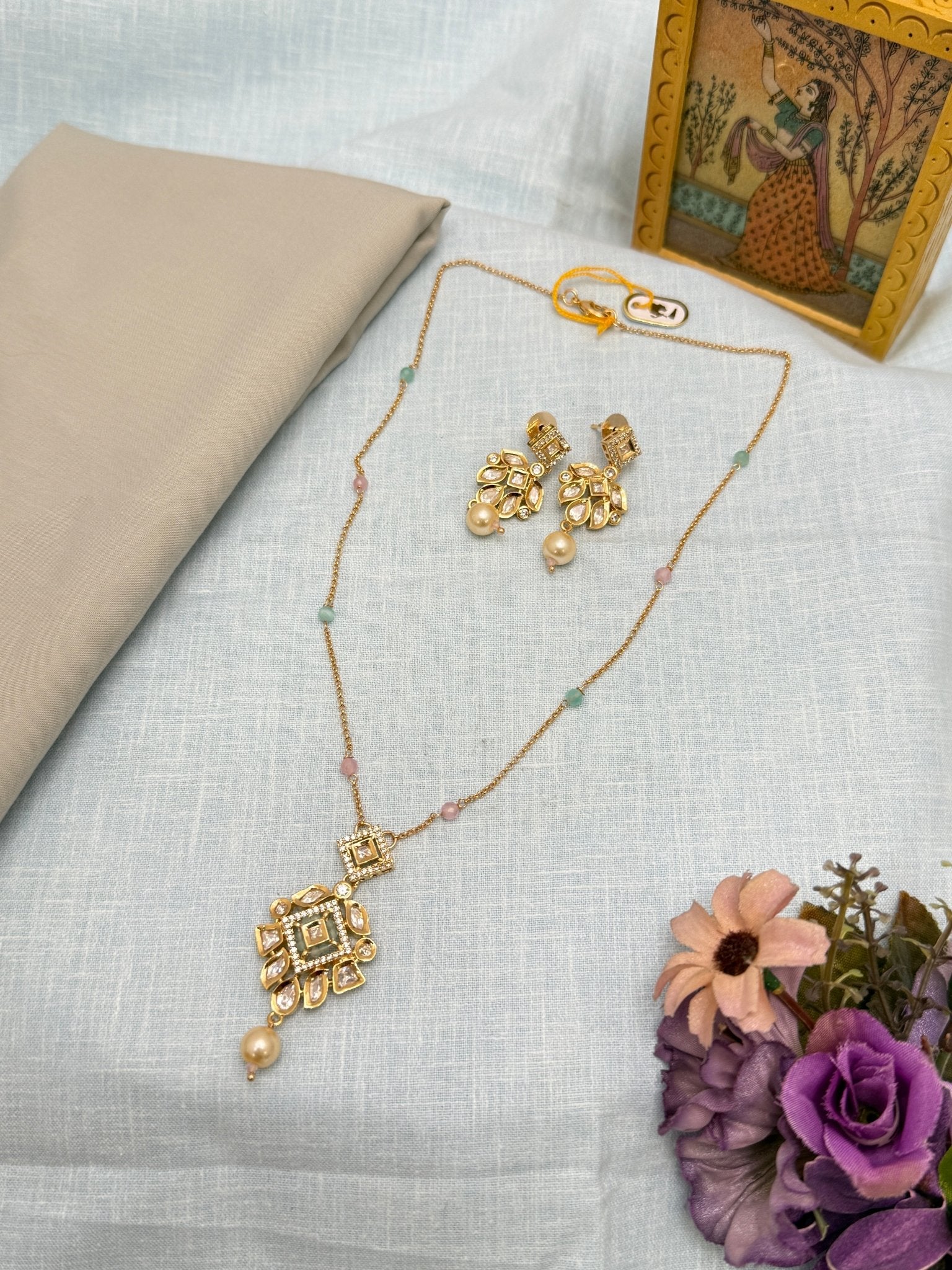 Kundan Necklace 1067 - Mahilas