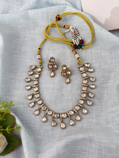 Kundan Necklace Premium Short Set | N0909 - Mahilas