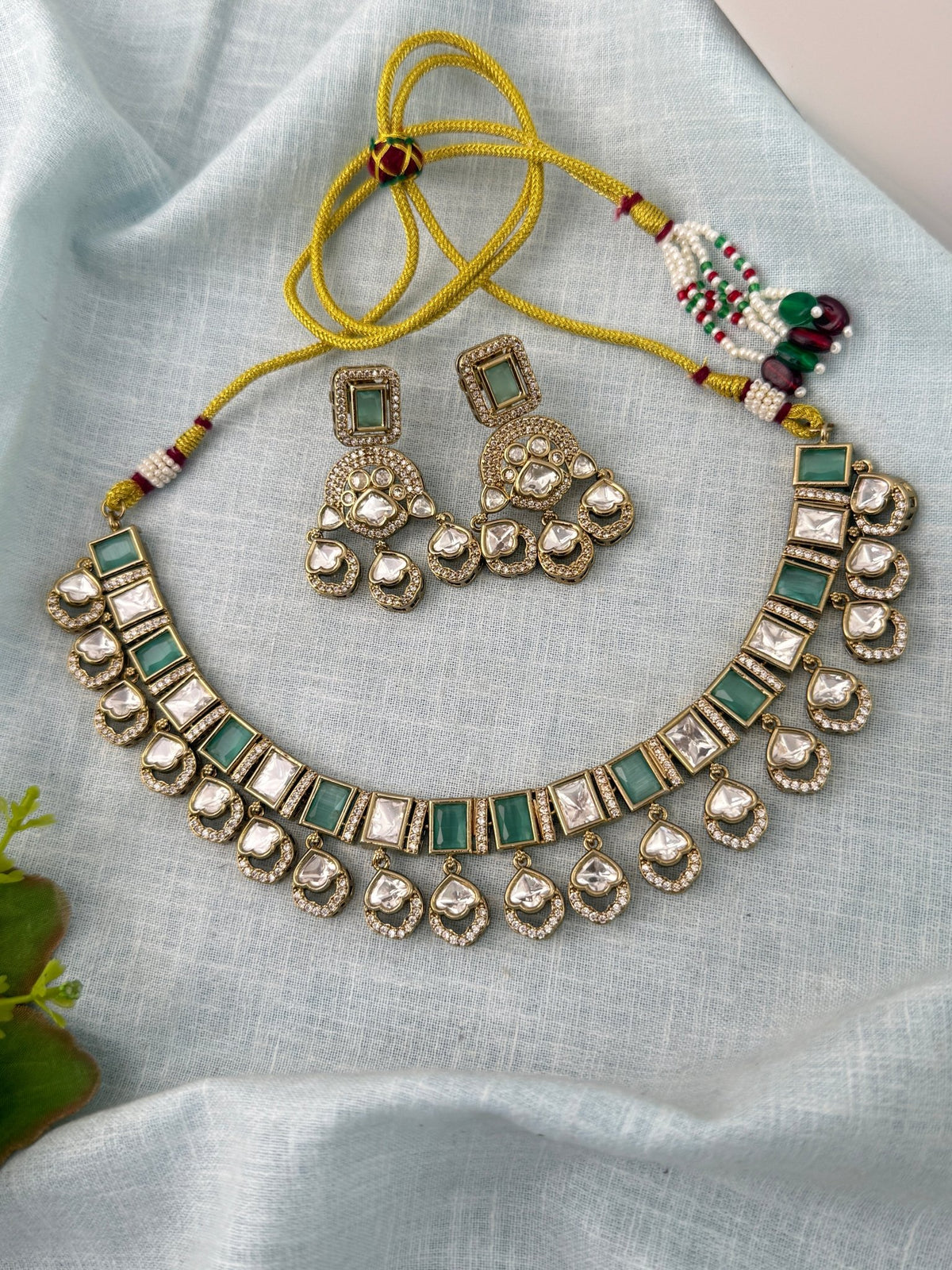 Kundan Necklace Premium Short Set | N0918 - Mahilas
