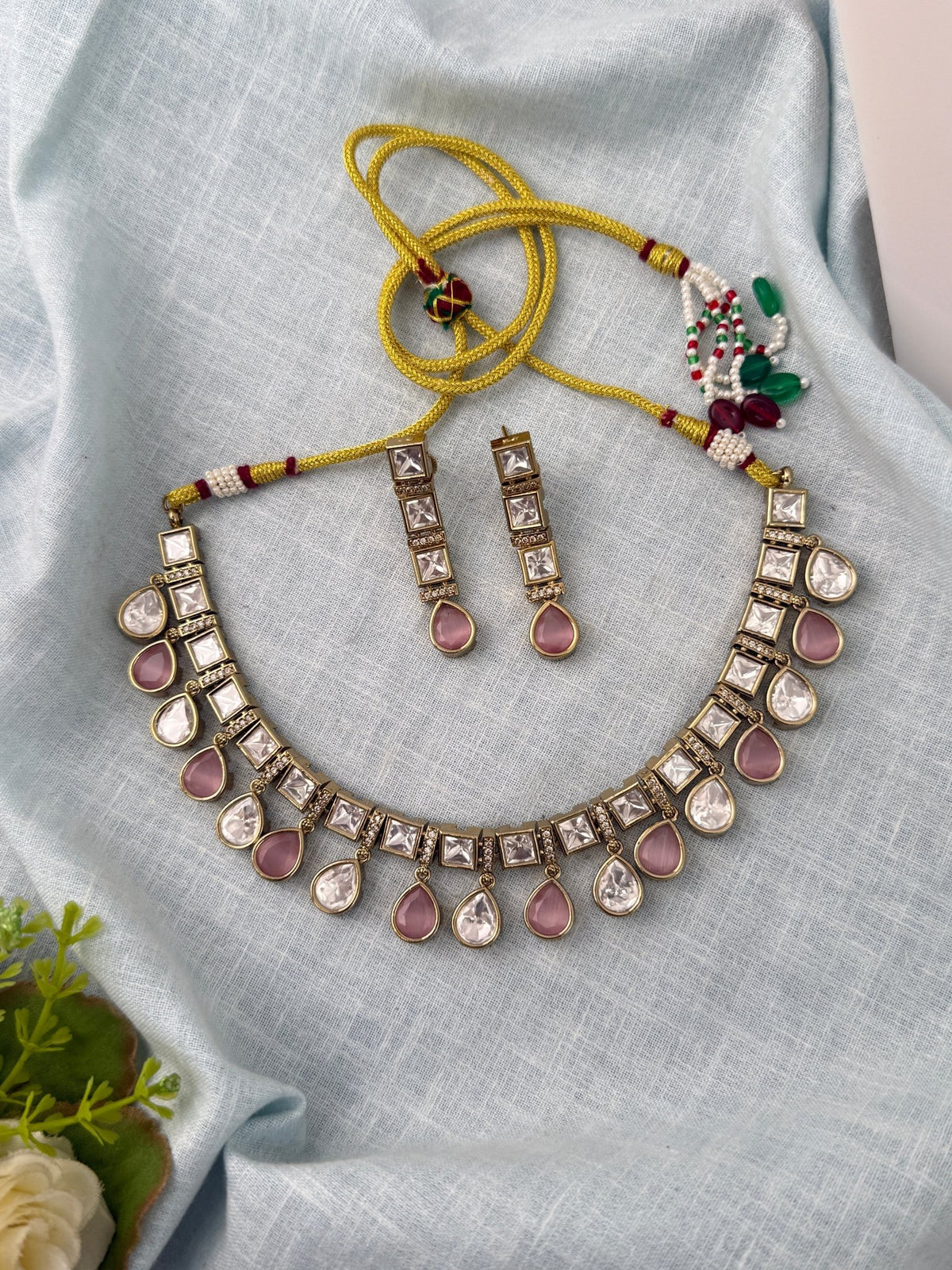 Kundan Necklace Premium Short Set | N0957 - Mahilas