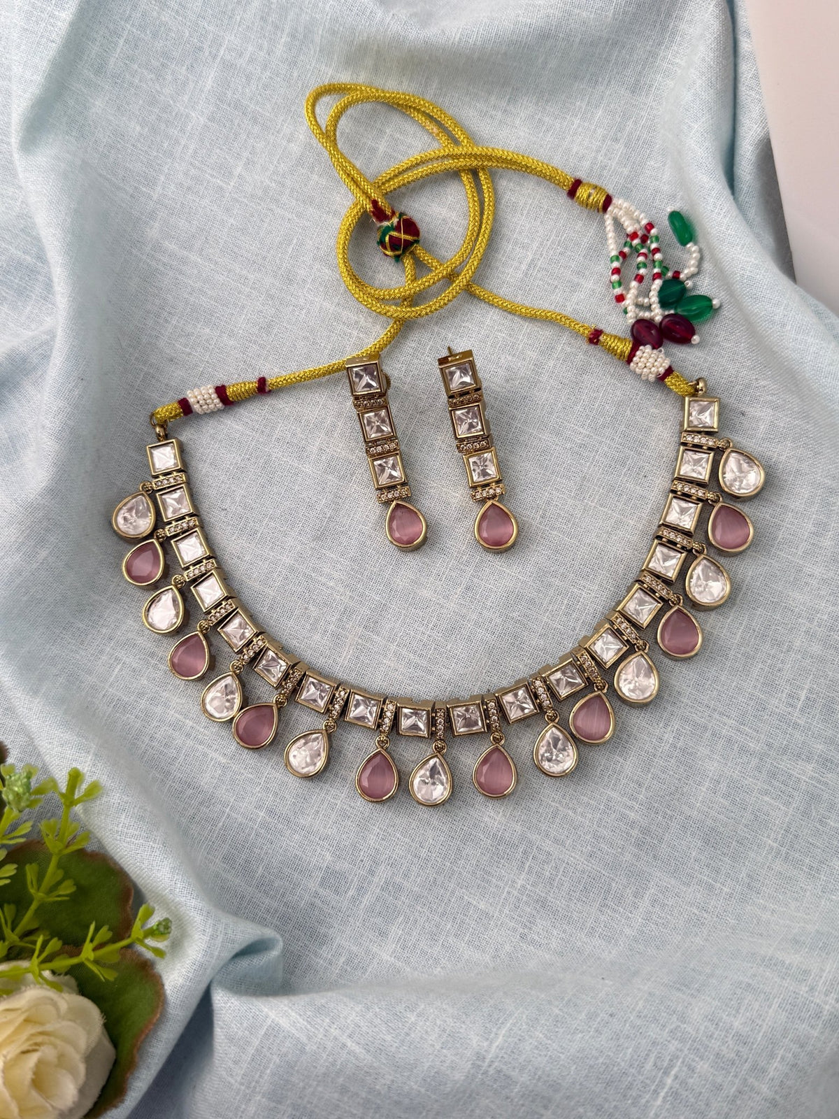 Kundan Necklace Premium Short Set | N0957 - Mahilas