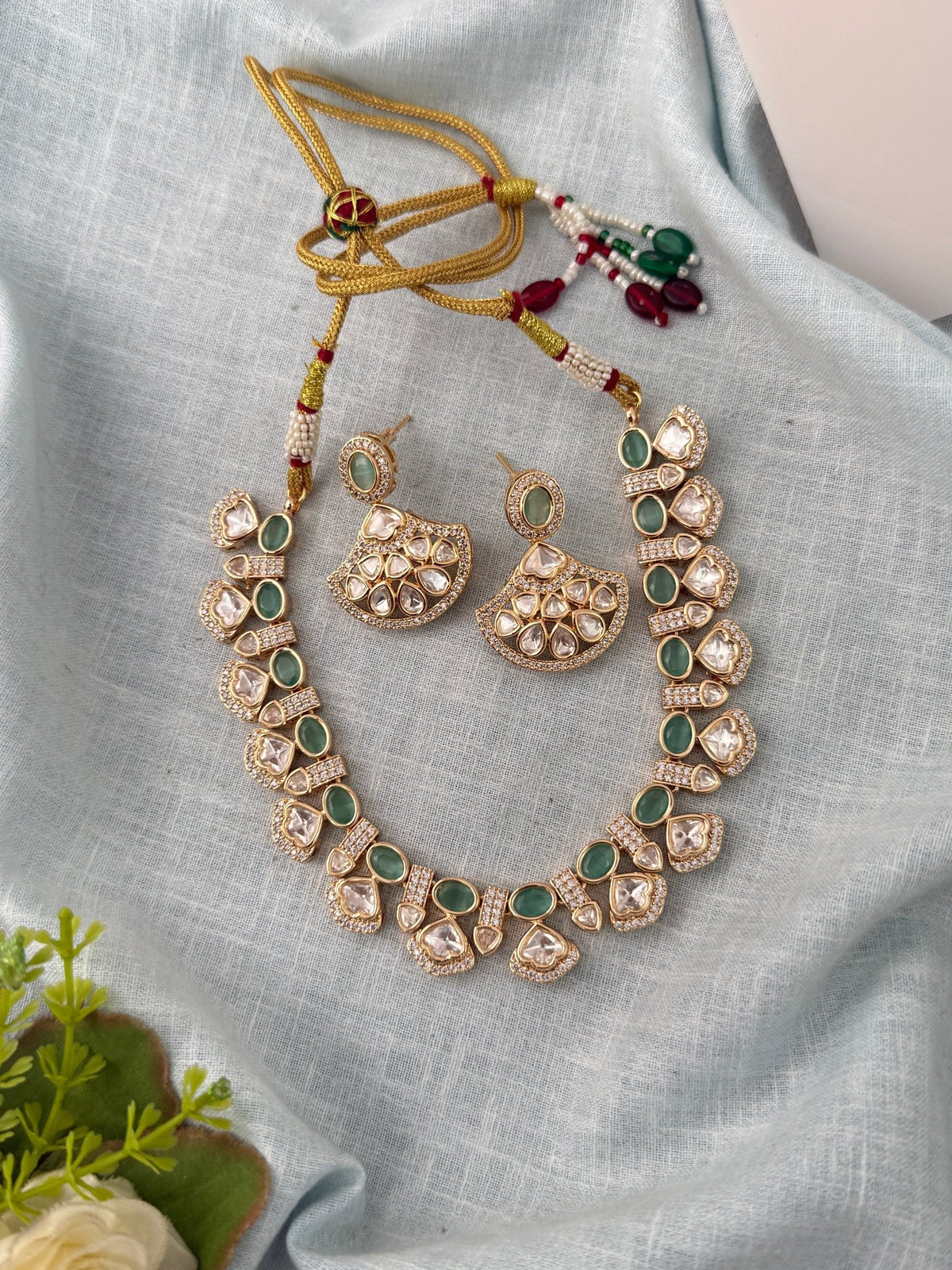 Kundan Necklace Premium Short Set | N1009 - Mahilas