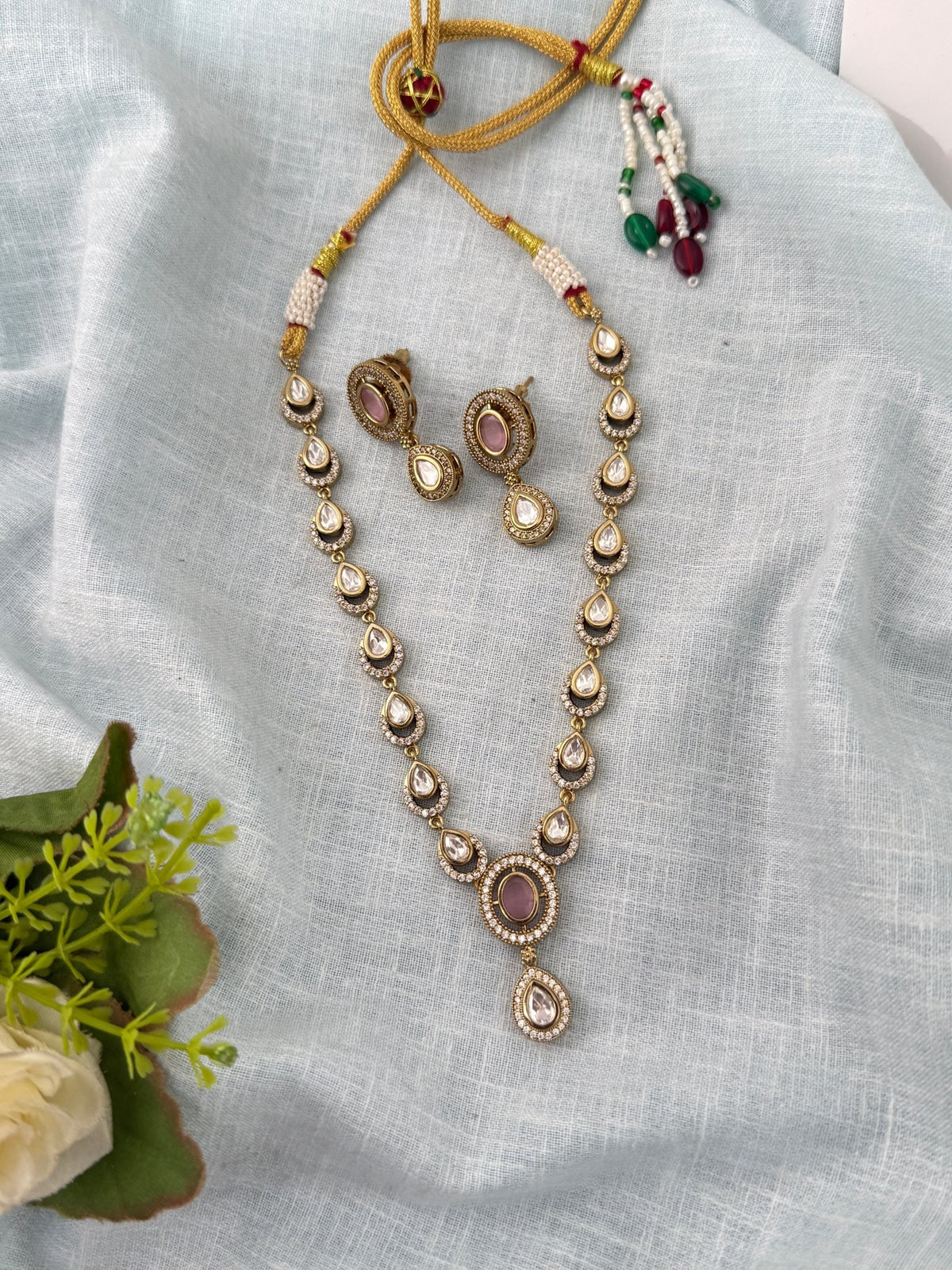 Kundan Necklace Premium Short Set | N1056 - Mahilas