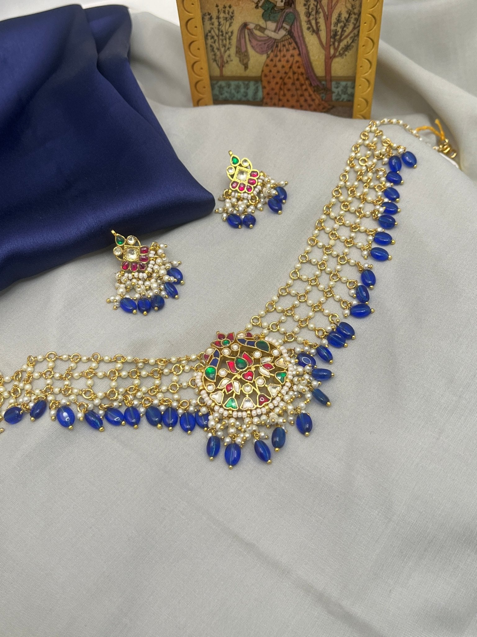 Kundan & Pearls Necklace Set - Mahilas