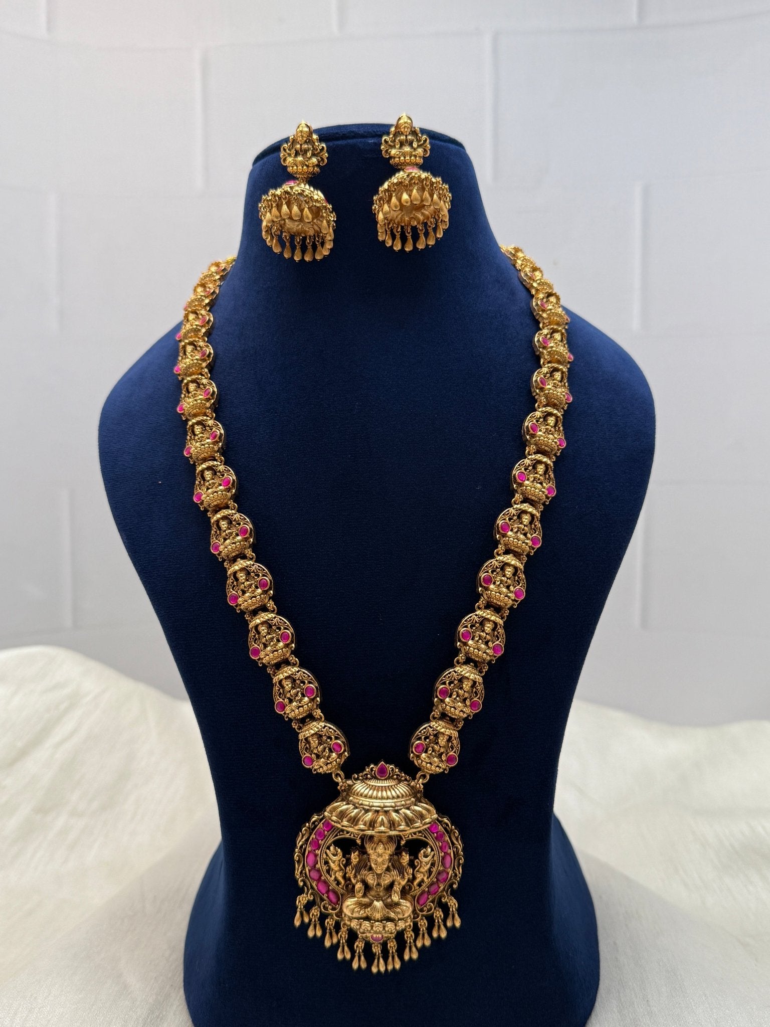 Lakshmi Long Antique Haaram 343 - Mahilas