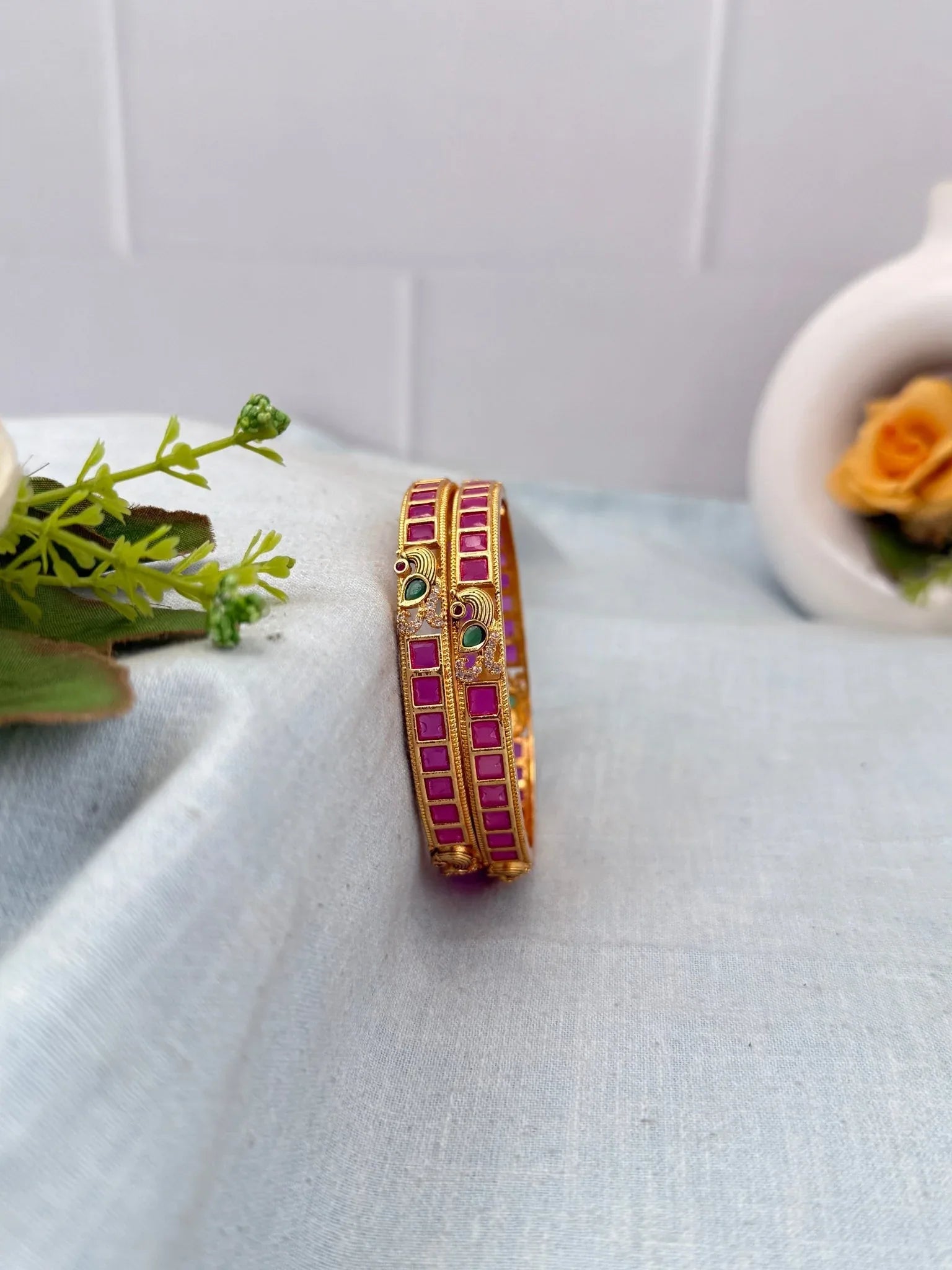 Luxurious Antique Bangles 7054 - Mahilas